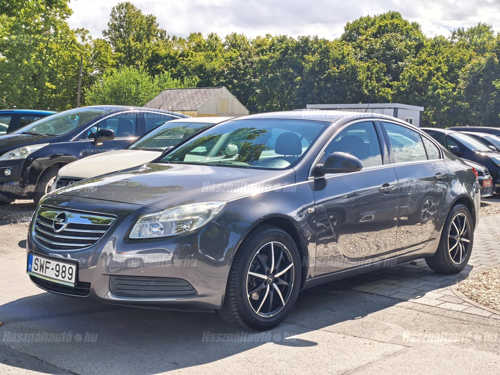 OPEL INSIGNIA 2009/6 - 1