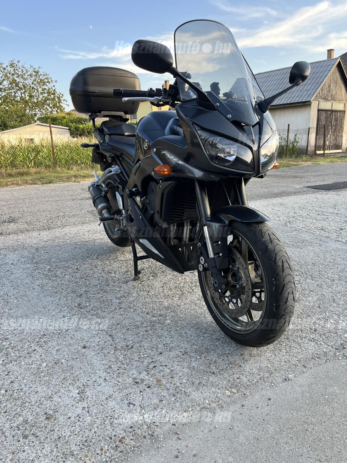 YAMAHA FZ1-S 2010 - 1