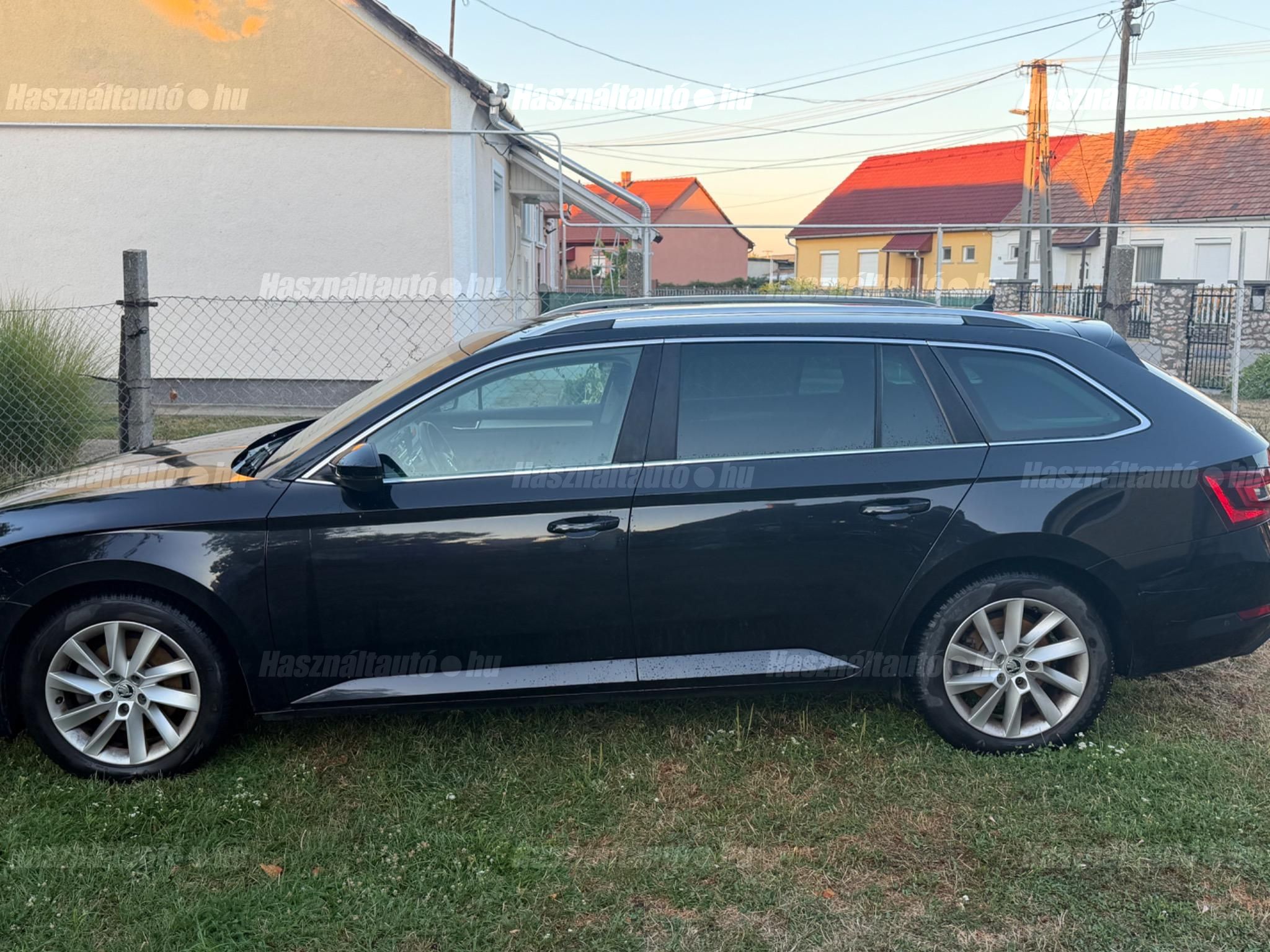 SKODA SUPERB 2016/7 - 1