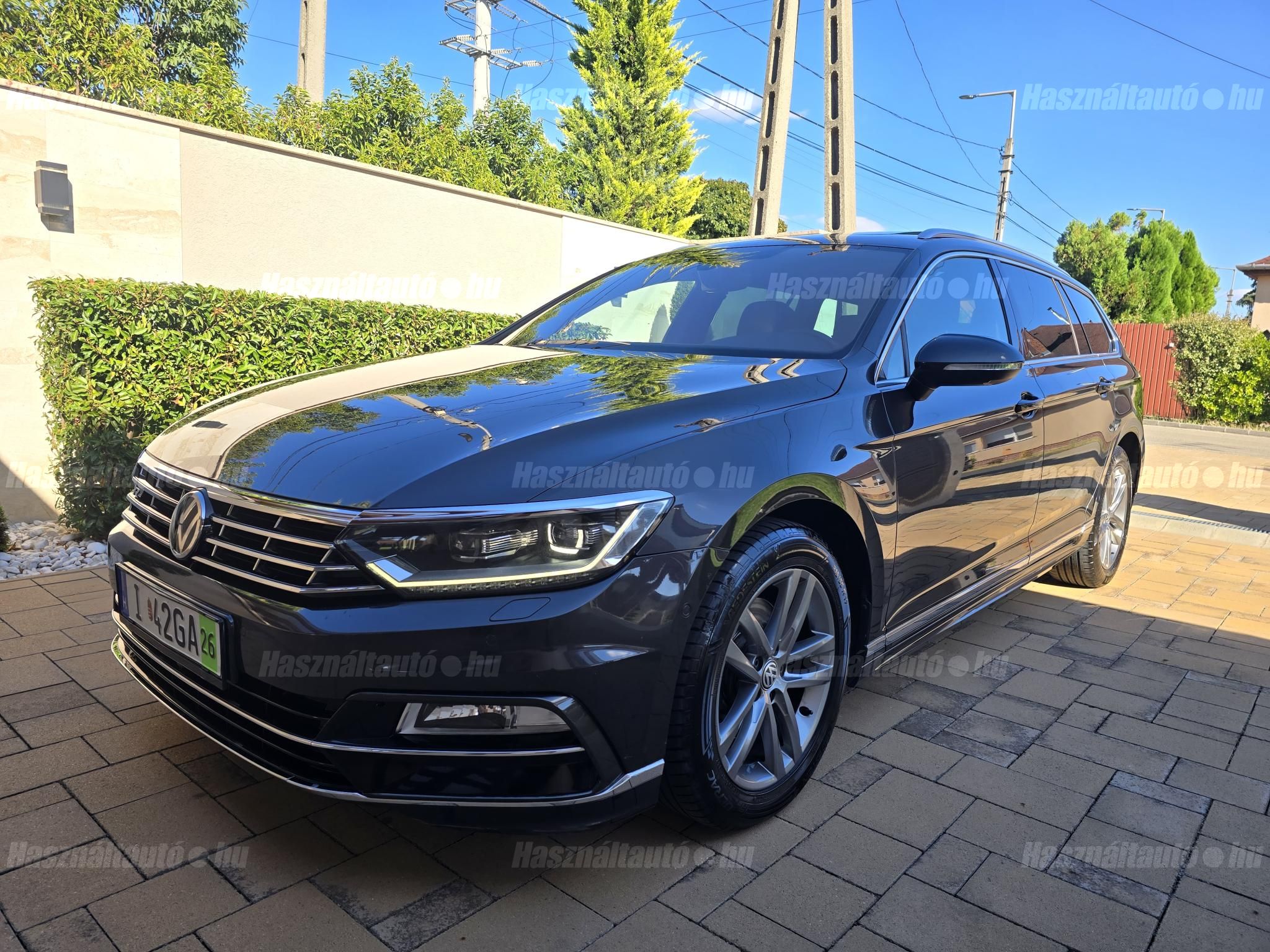 VOLKSWAGEN PASSAT 2018 - 1