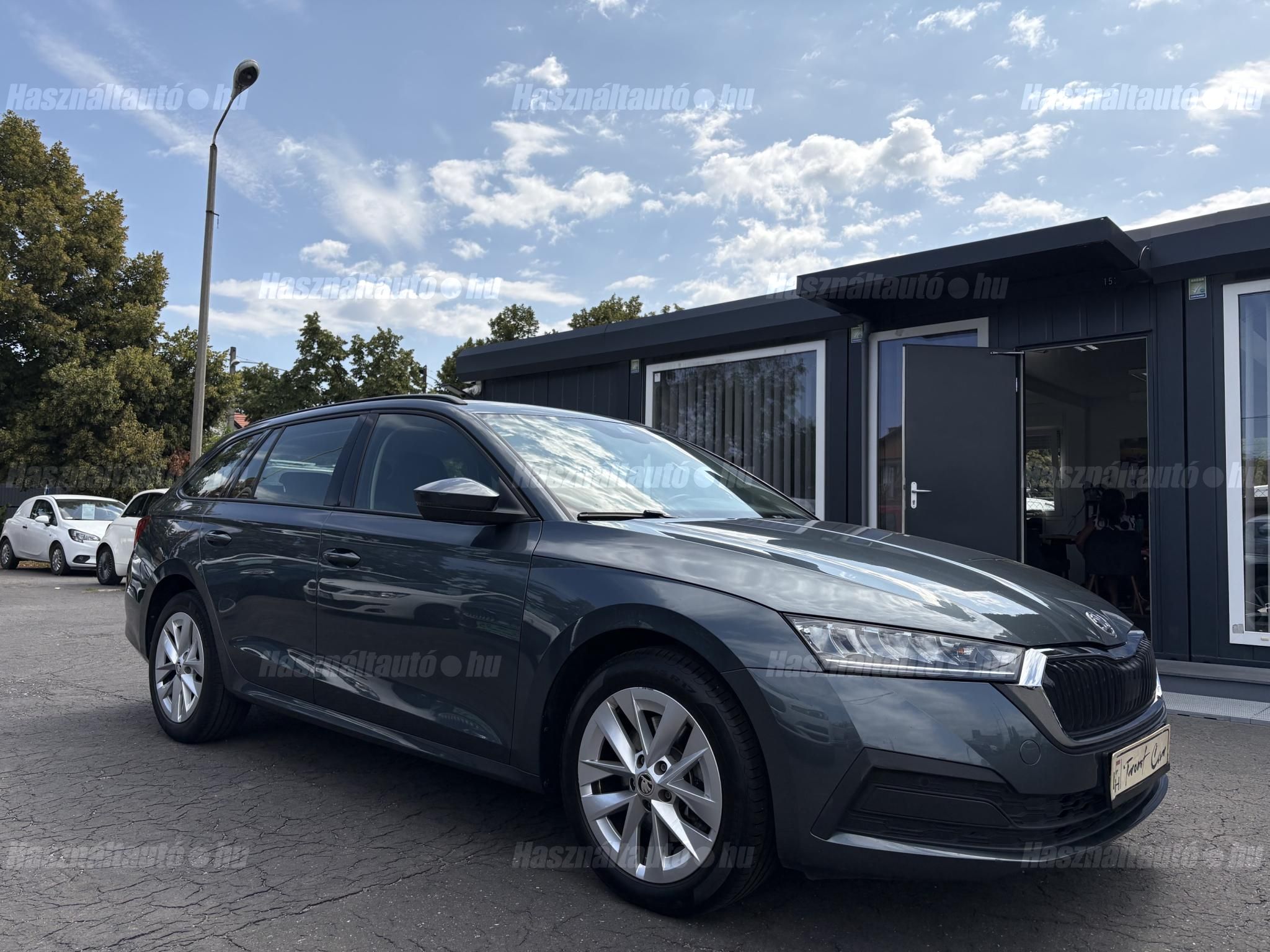 SKODA OCTAVIA 2021/4 - 1