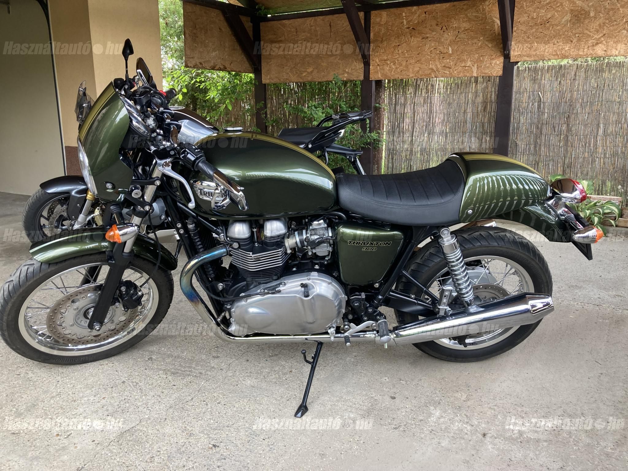 TRIUMPH THRUXTON 2013/9 - 1