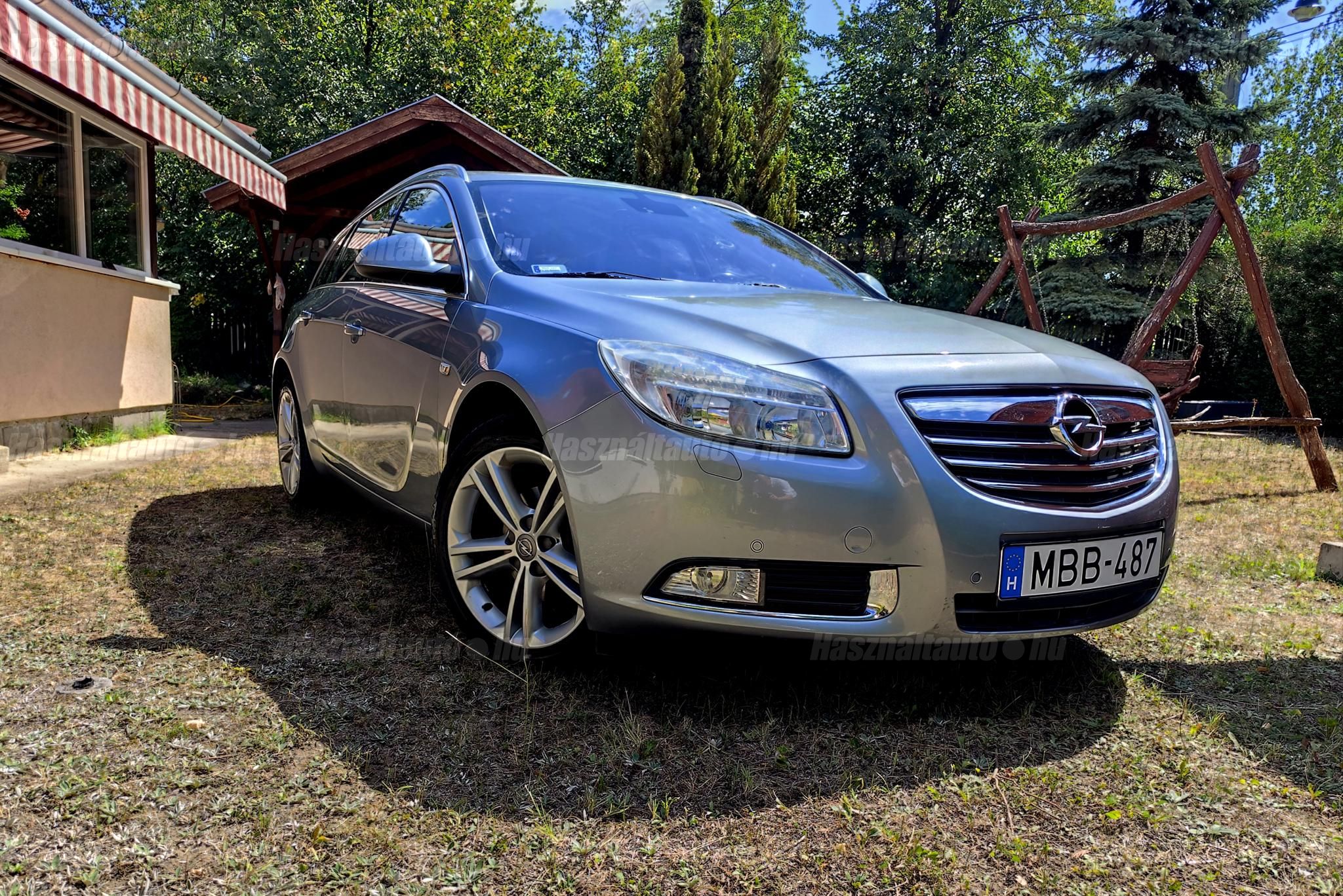 OPEL INSIGNIA 2012/4 - 1