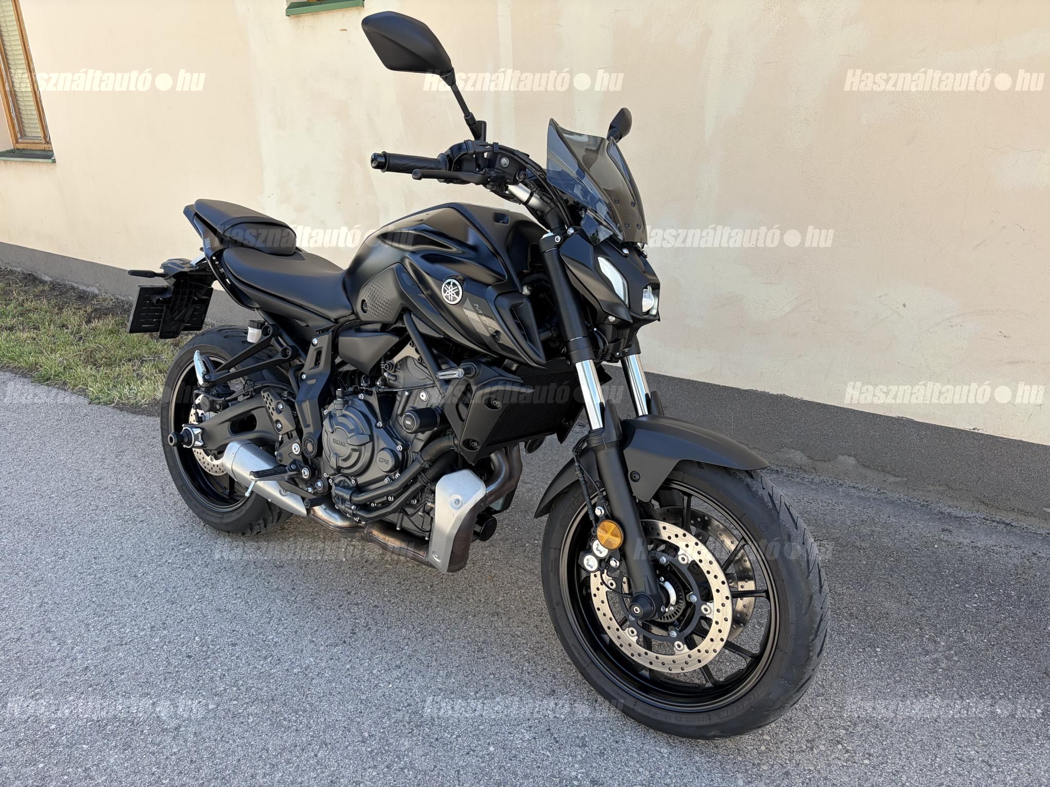 YAMAHA MT-07 2023/3 - 1