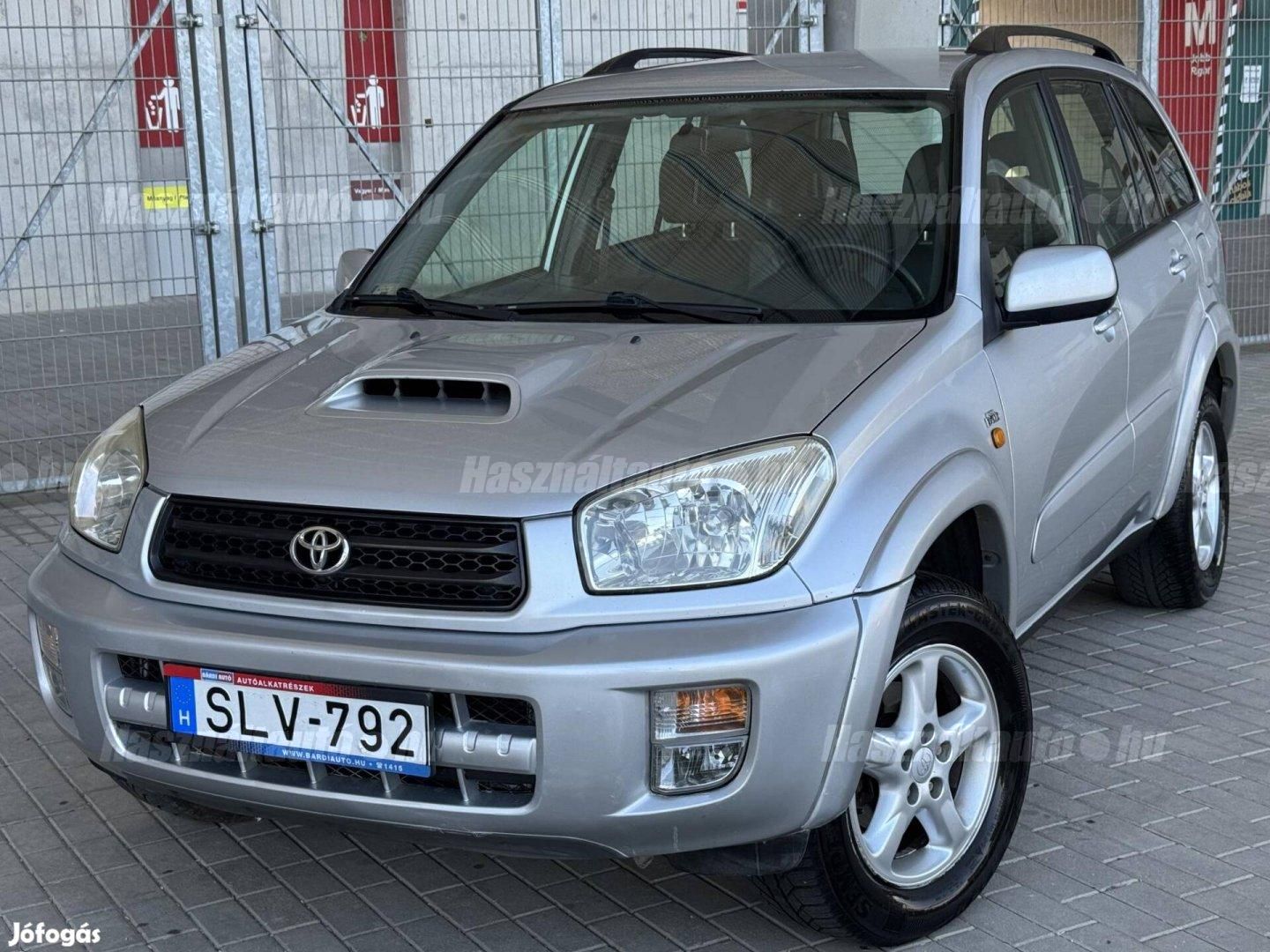 TOYOTA RAV 4 2003 - 1