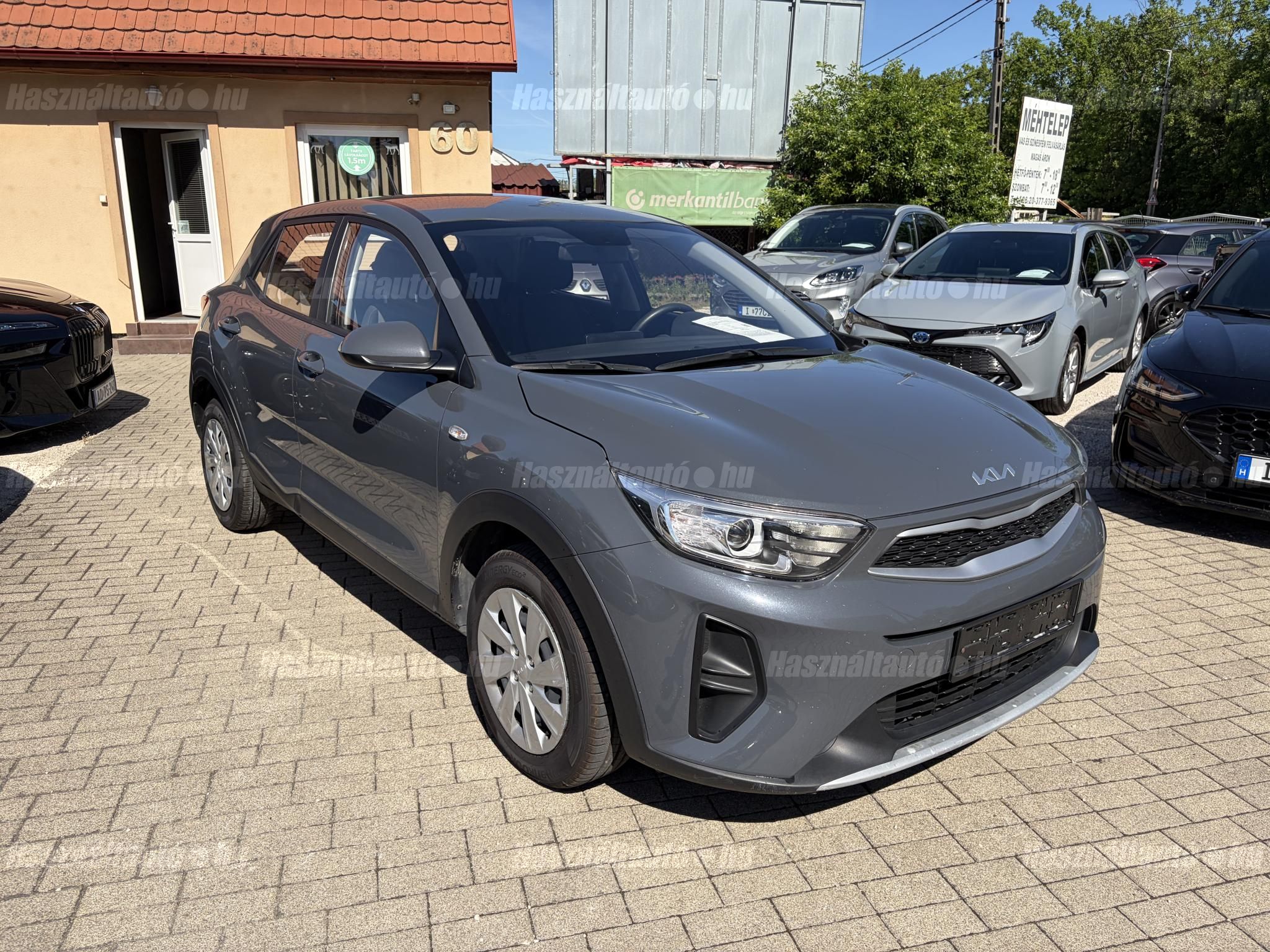KIA STONIC 2022/3 - 1