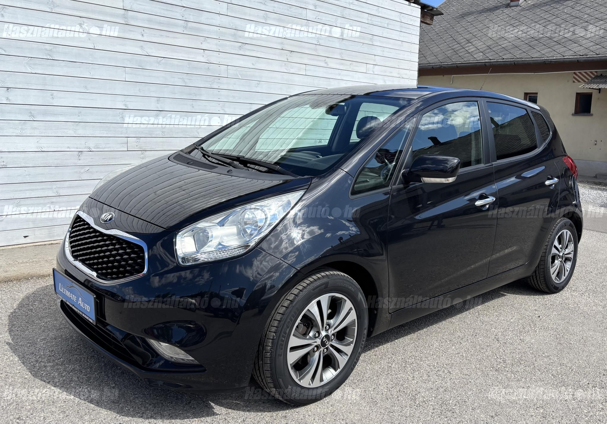 KIA VENGA 2015/10 - 1