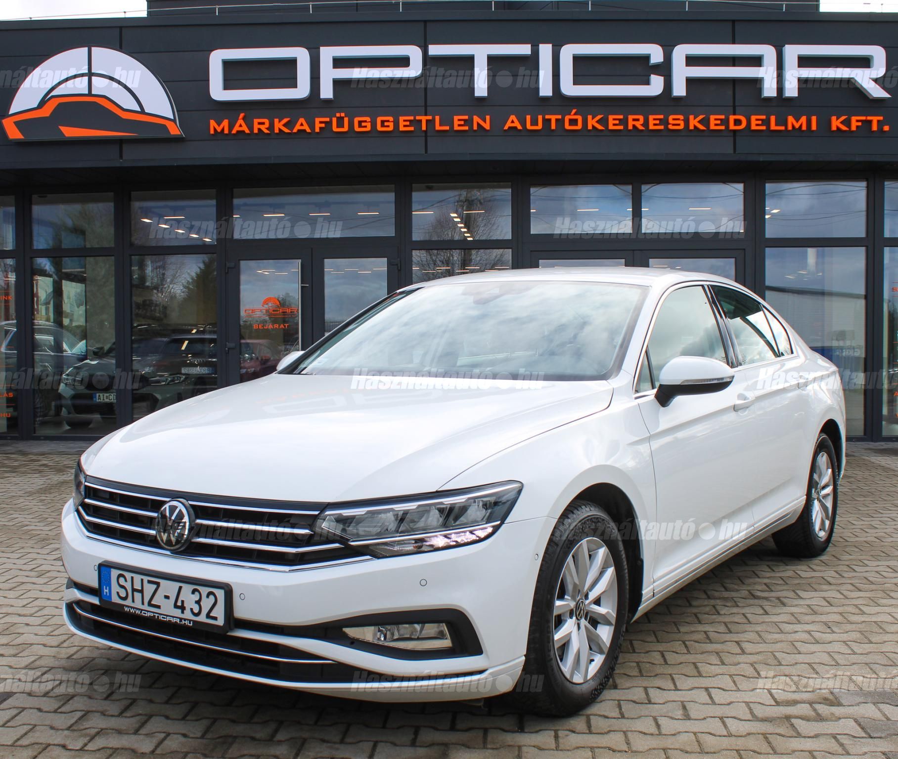 VOLKSWAGEN PASSAT VIII 2020/11 - 1