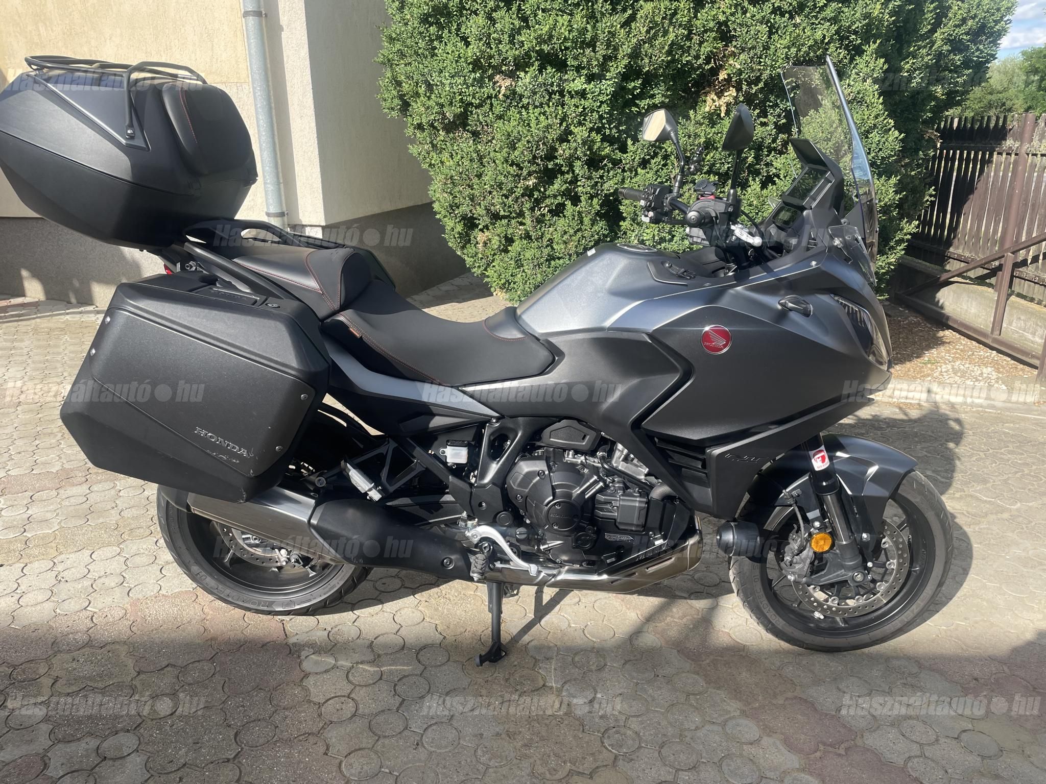 HONDA NT 1100 D 2022/9 - 1