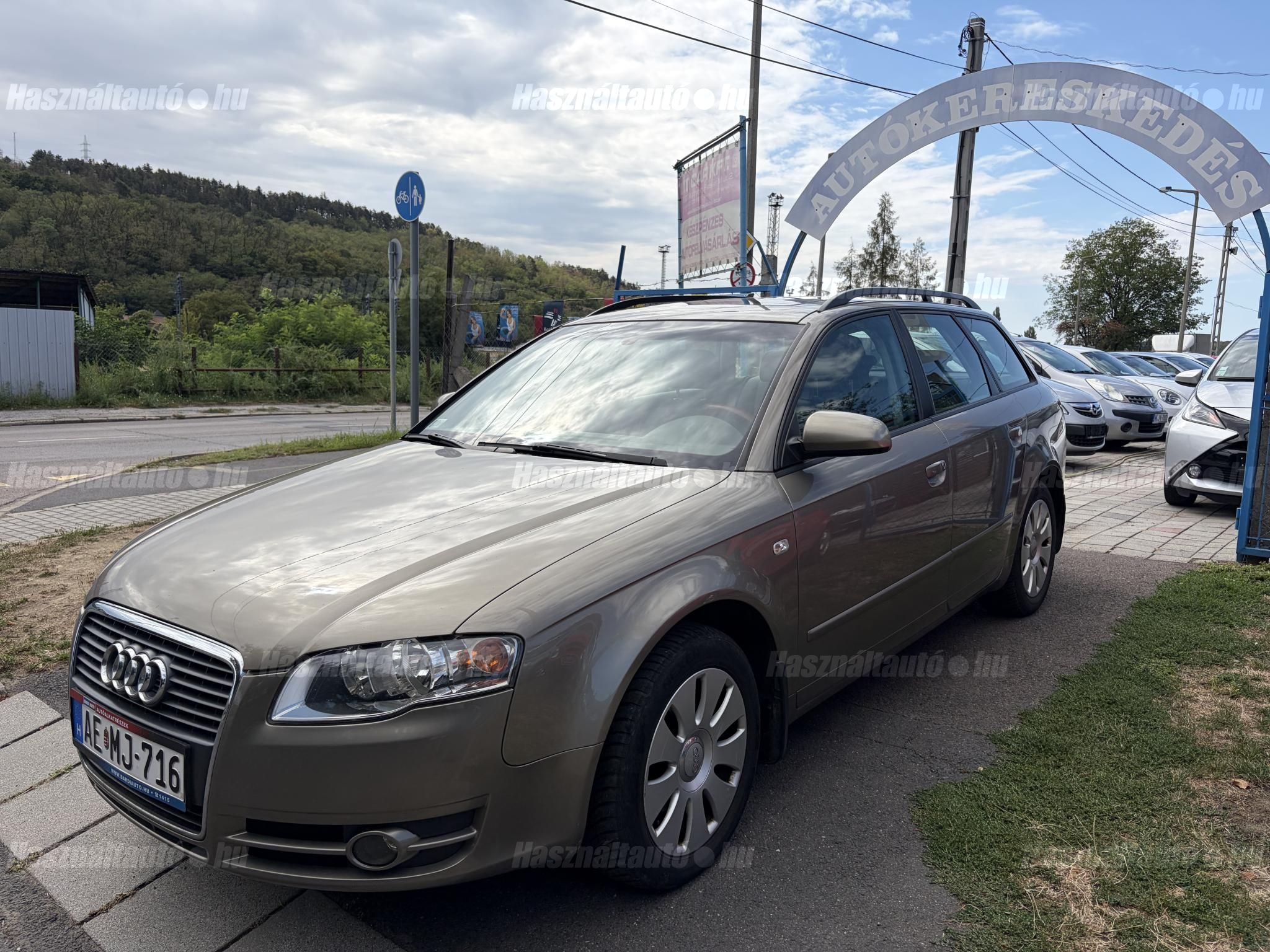 AUDI A4 2005/5 - 1