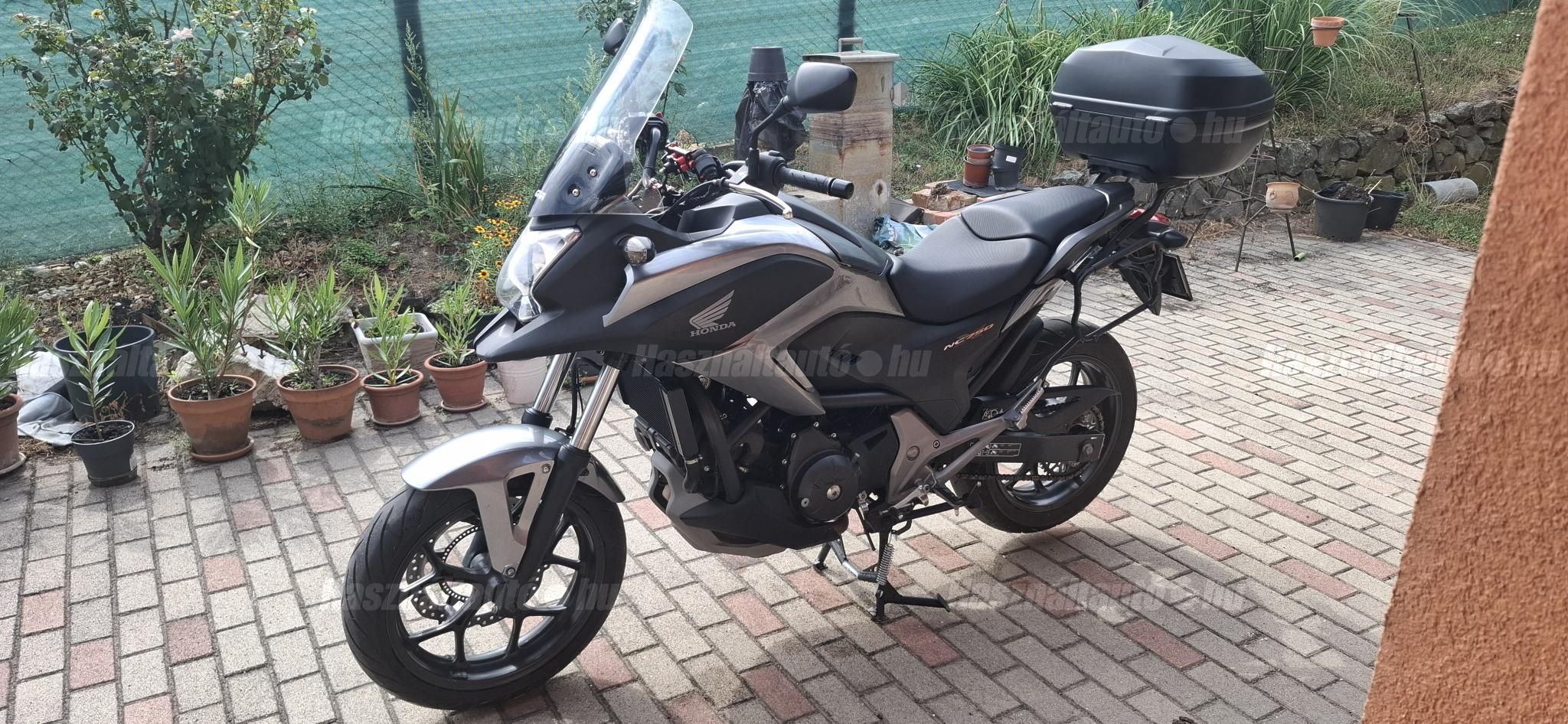 HONDA NC 750 X 2015/6 - 1