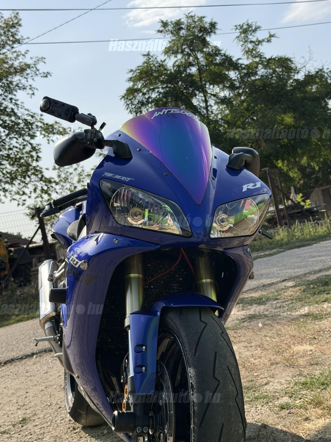 YAMAHA YZF R1 2002/6 - 1
