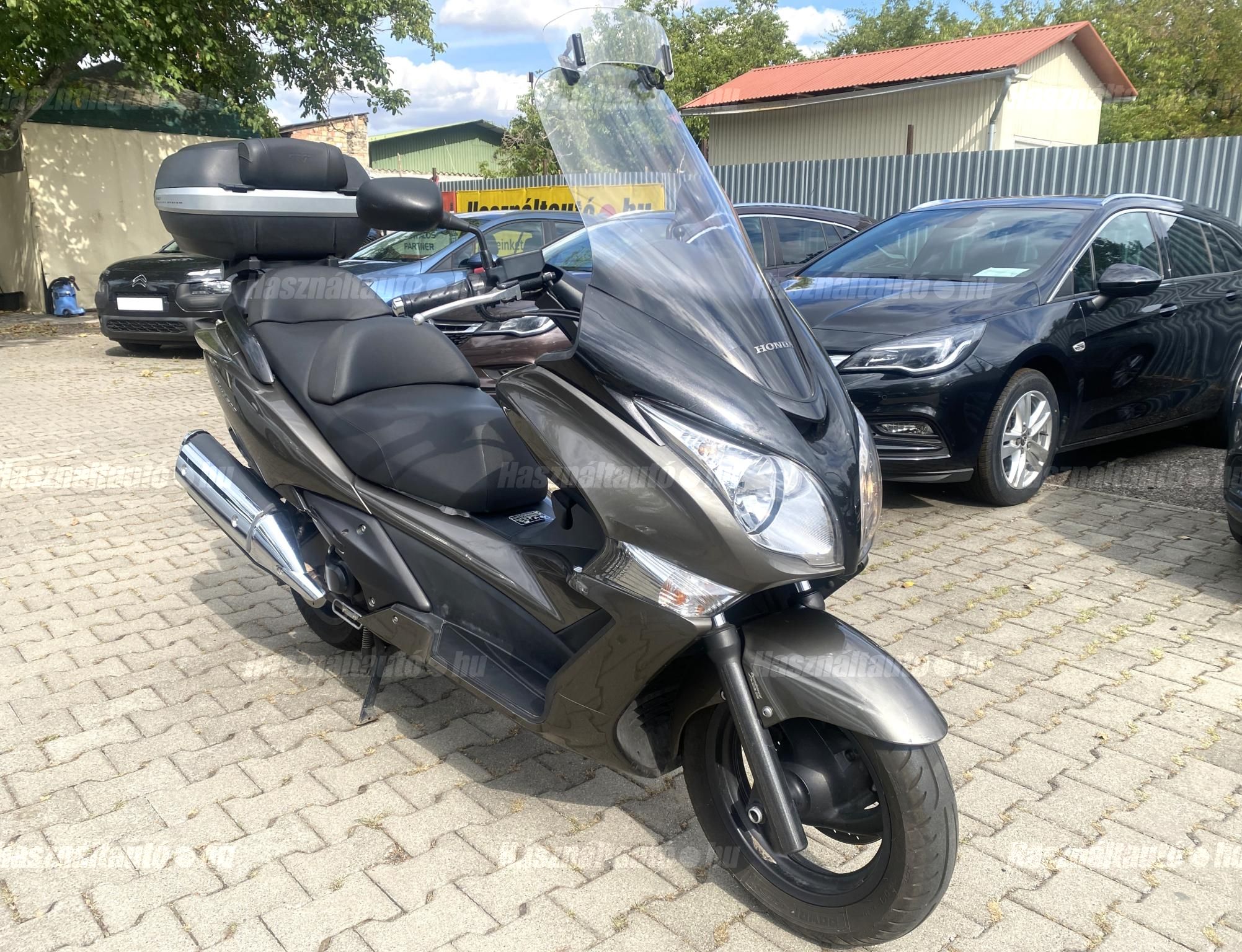 HONDA SILVER WING 600 2015/5 - 1