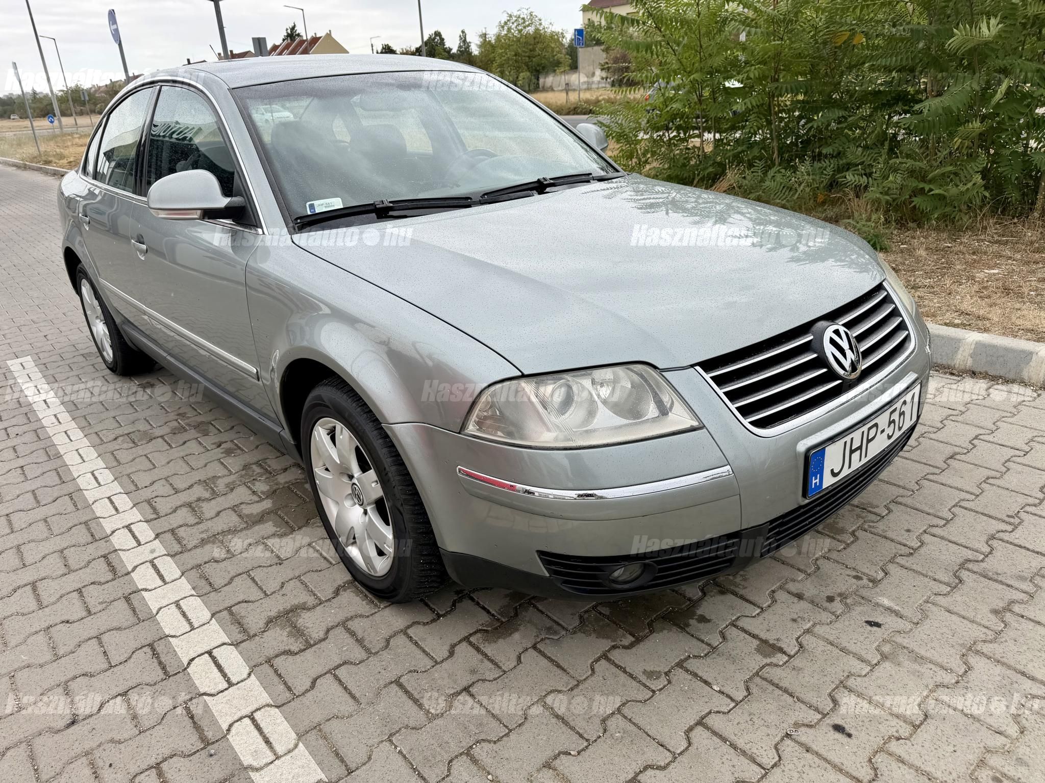 VOLKSWAGEN PASSAT 2004/7 - 1