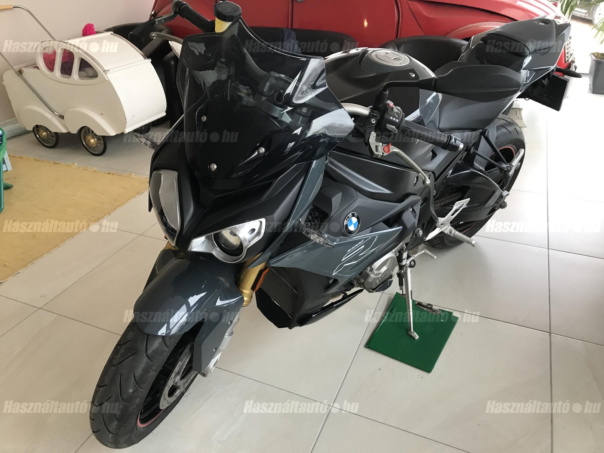 BMW S 1000 R 2019/8 - 1