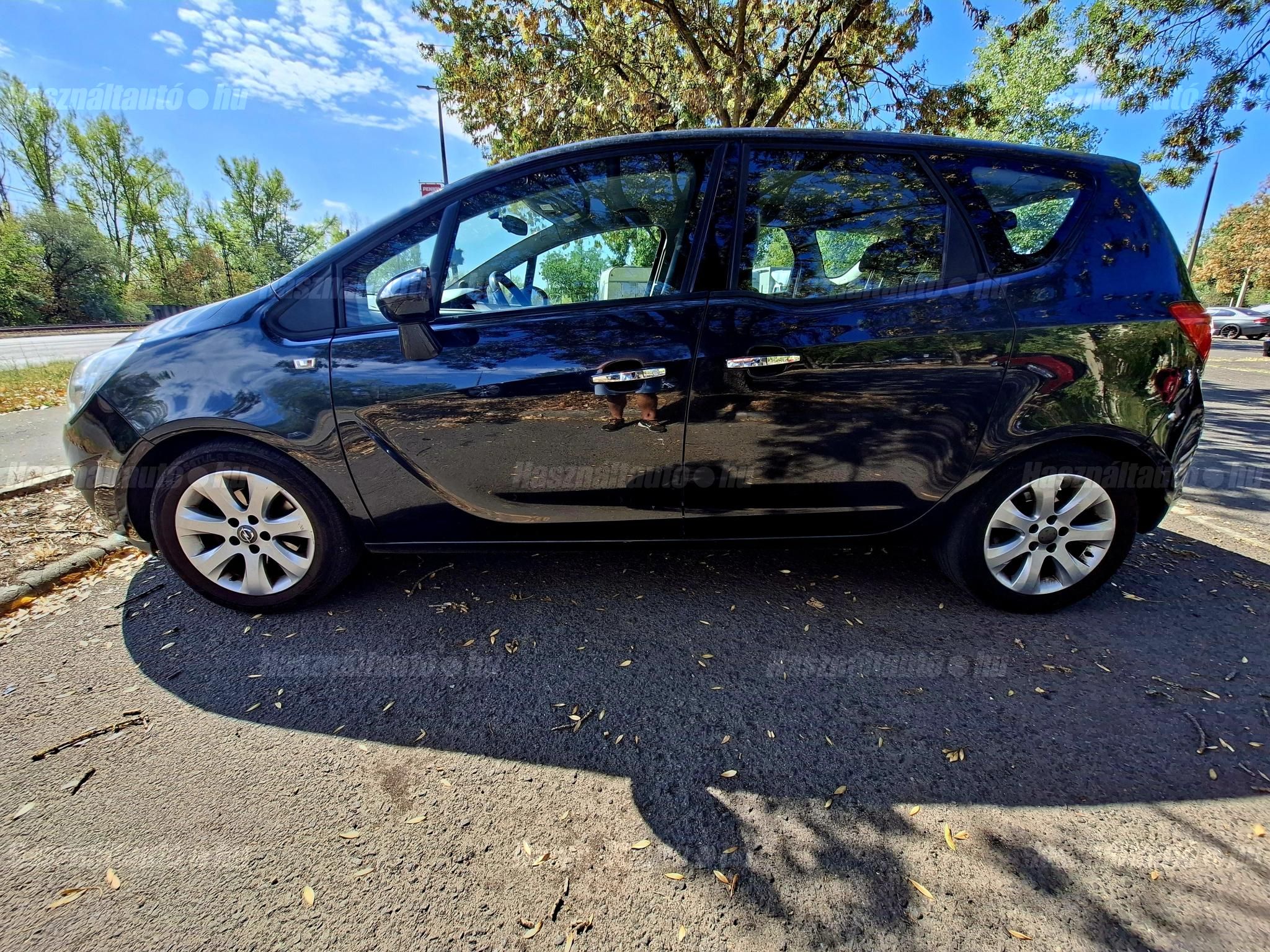 OPEL MERIVA 2012 - 1