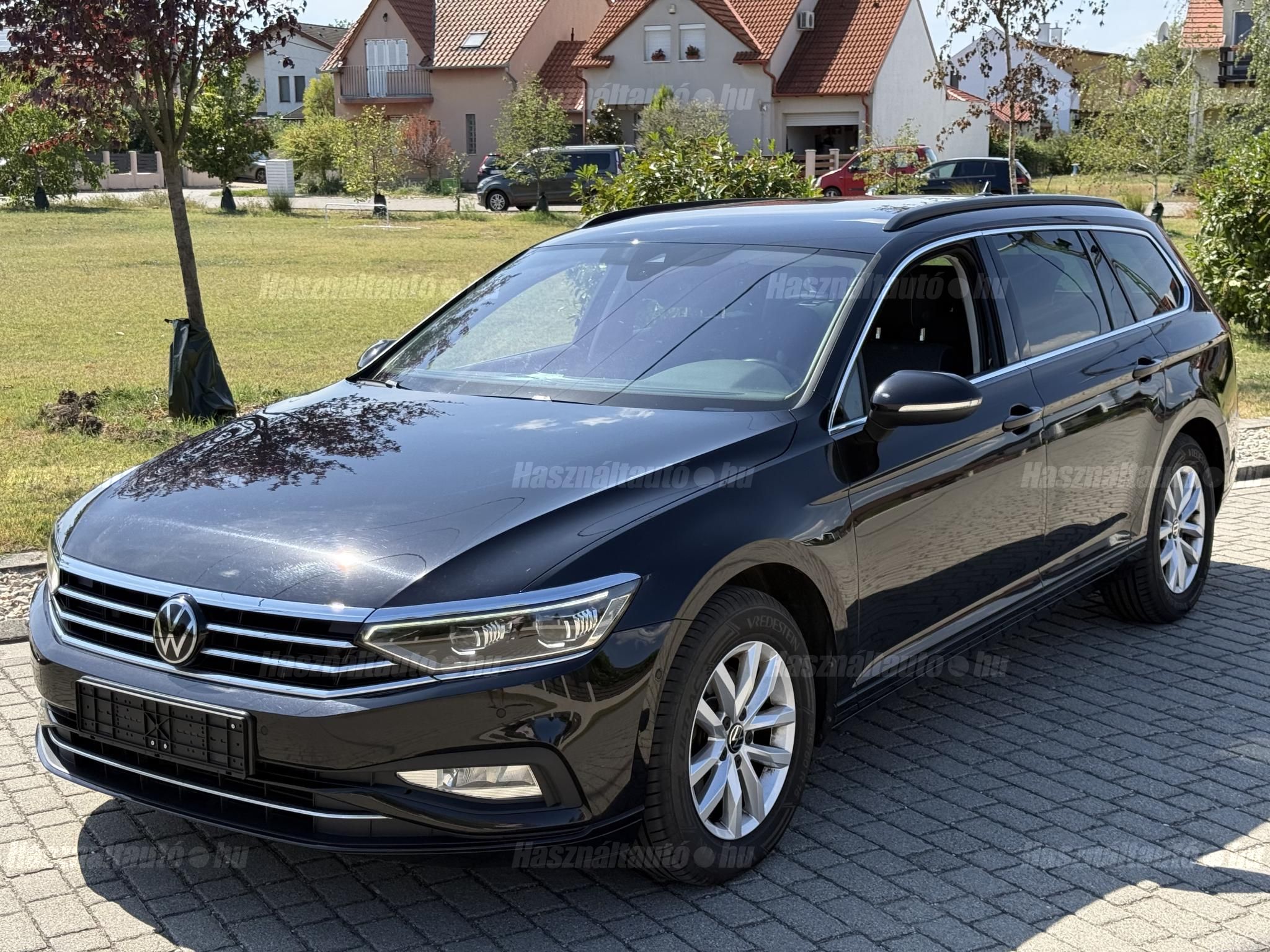 VOLKSWAGEN PASSAT 2023/6 - 1
