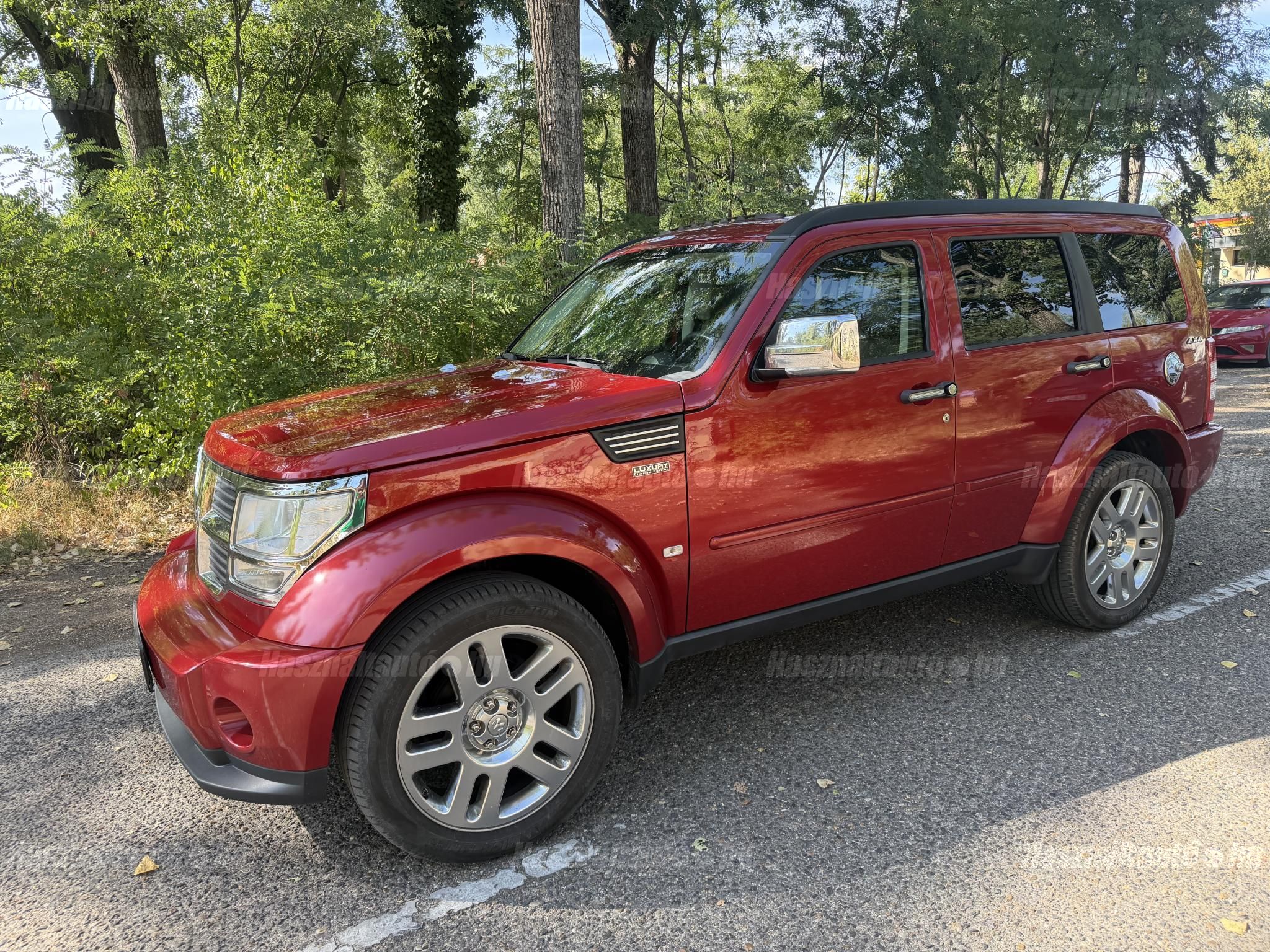 DODGE NITRO 2011/1 - 1