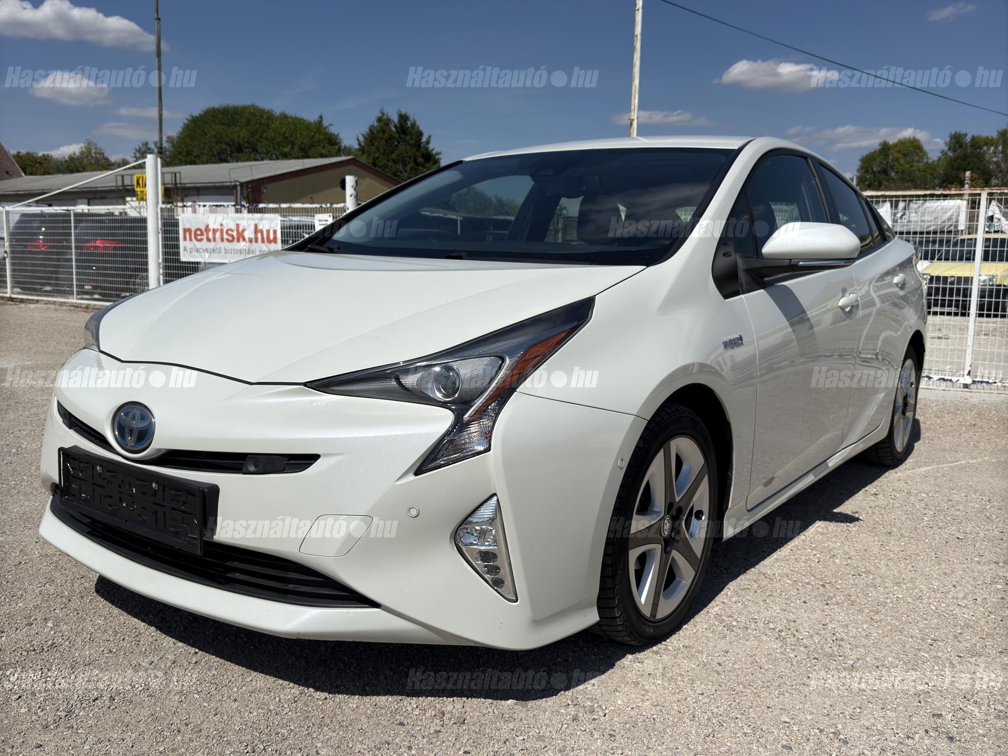 TOYOTA PRIUS 2017/9 - 1