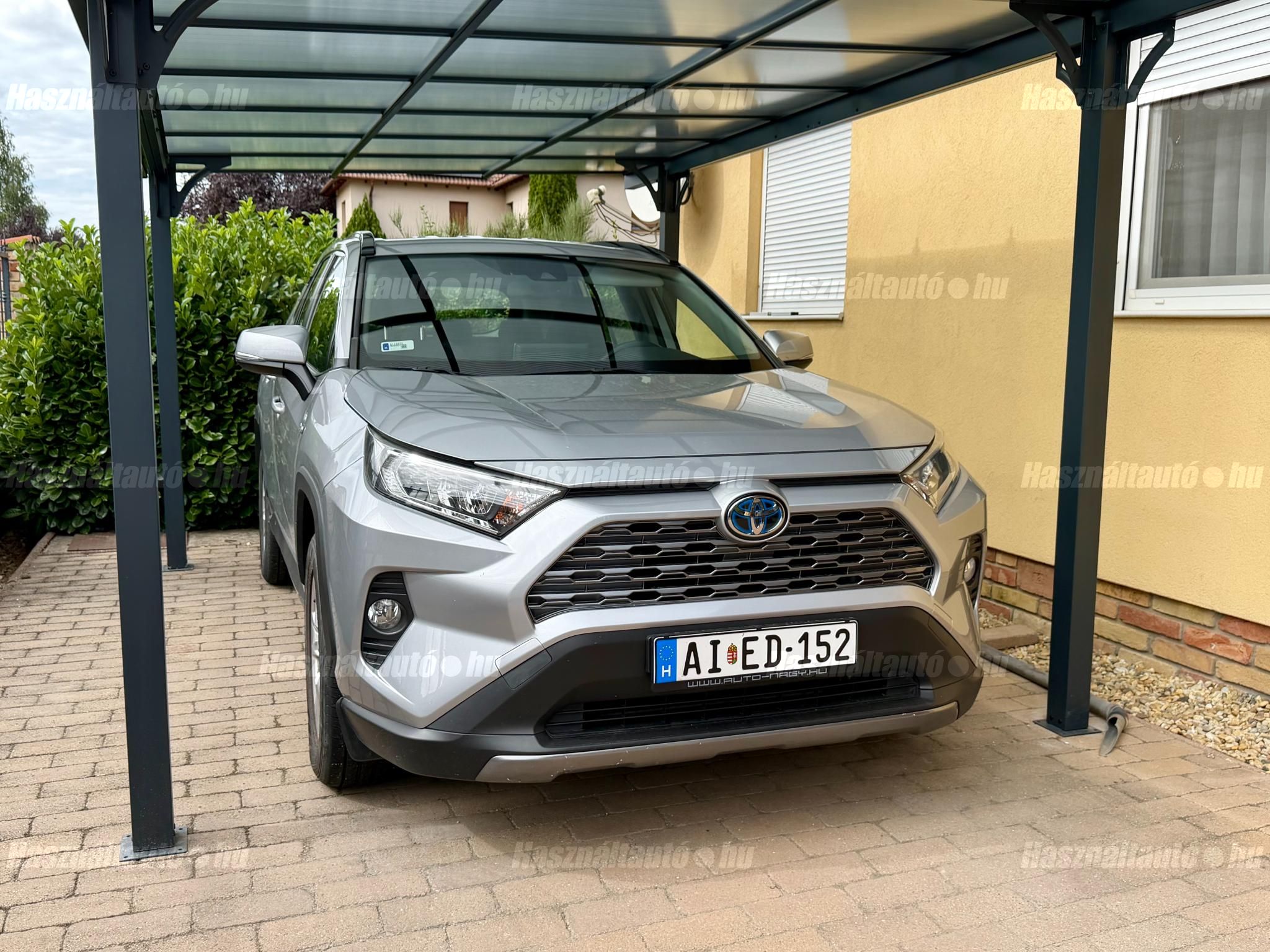 TOYOTA RAV 4 2019 - 1