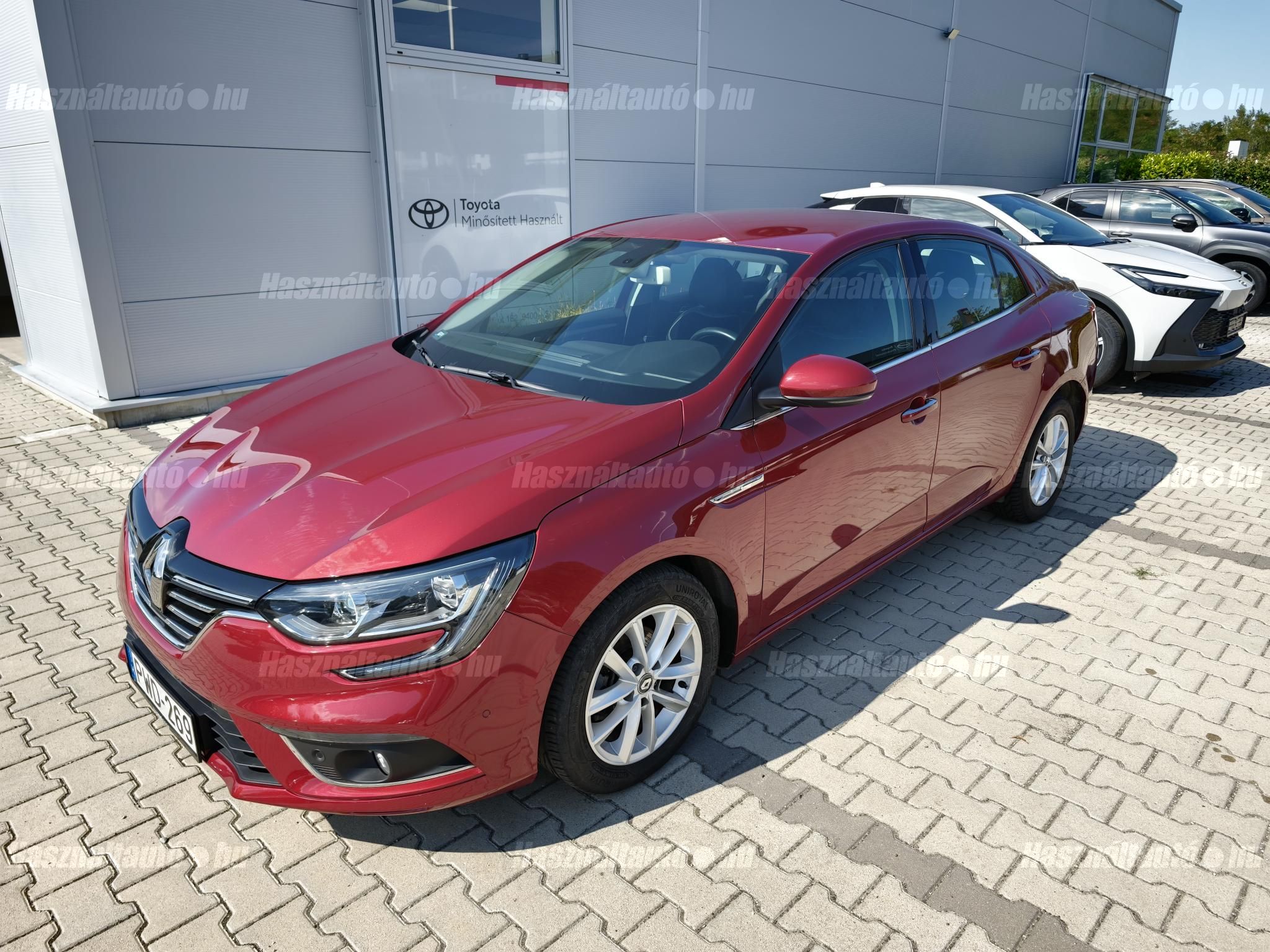 RENAULT MEGANE 2018/6 - 1