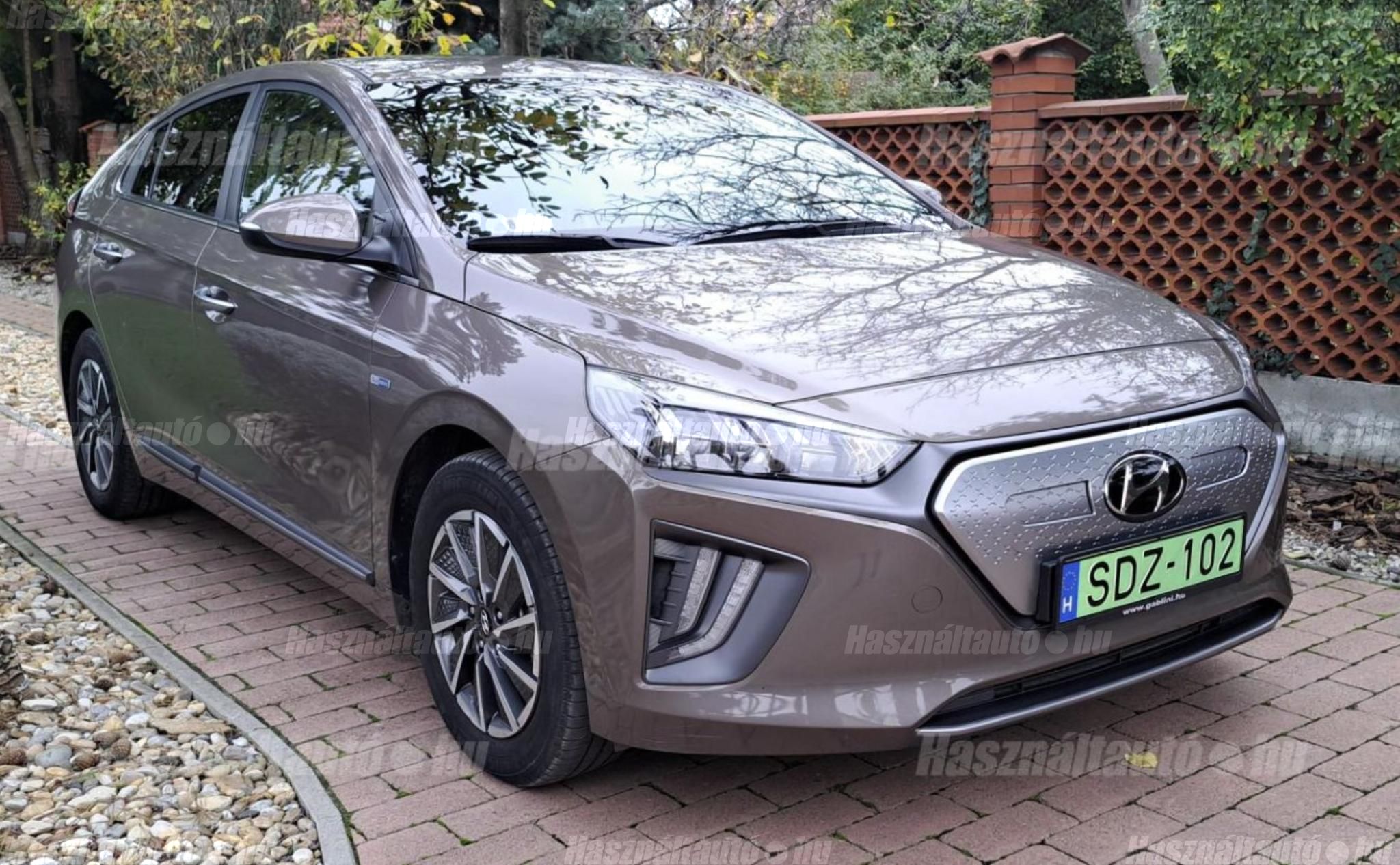 HYUNDAI IONIQ 2020/3 - 1