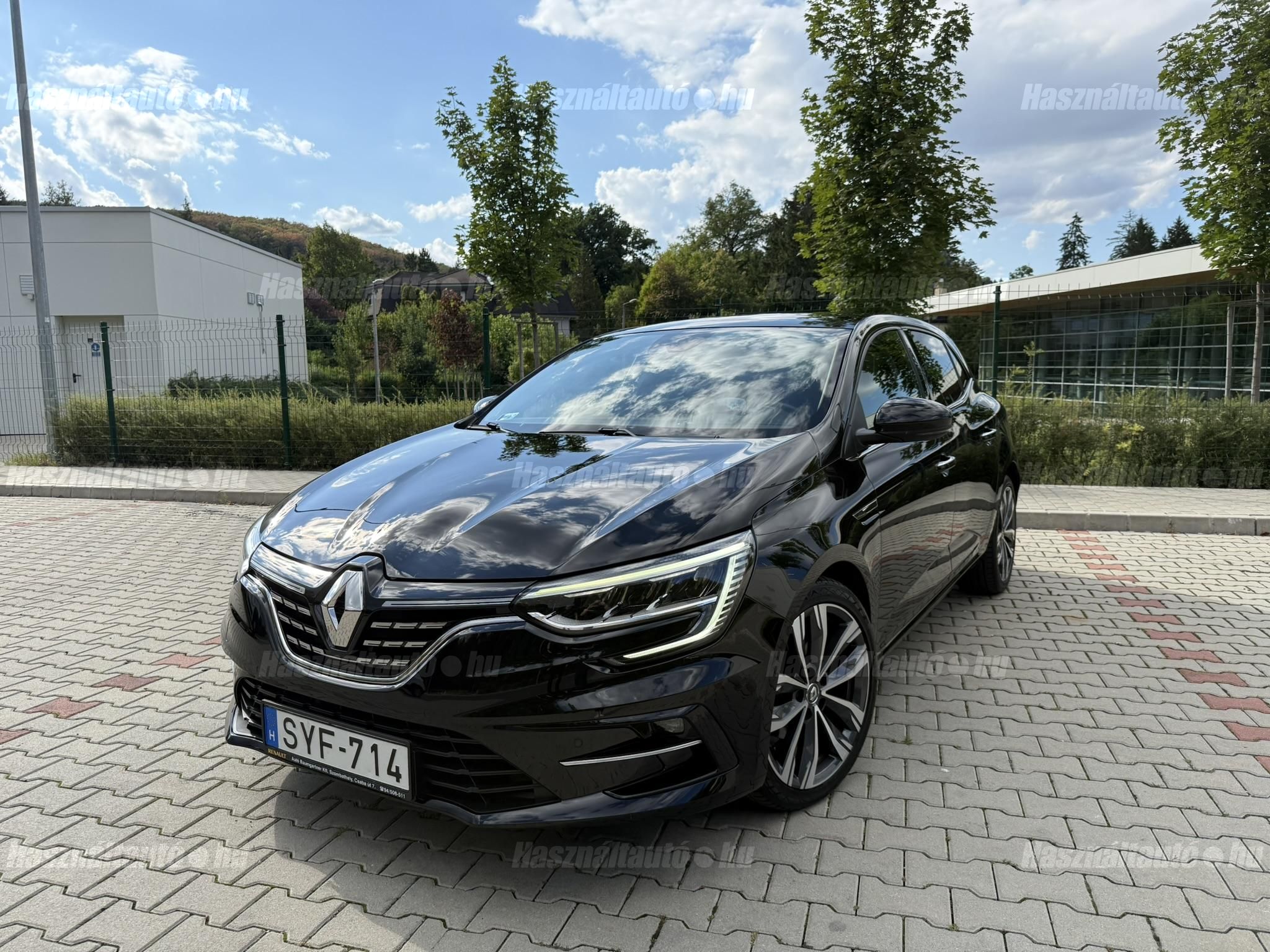 RENAULT MEGANE 2021/12 - 1