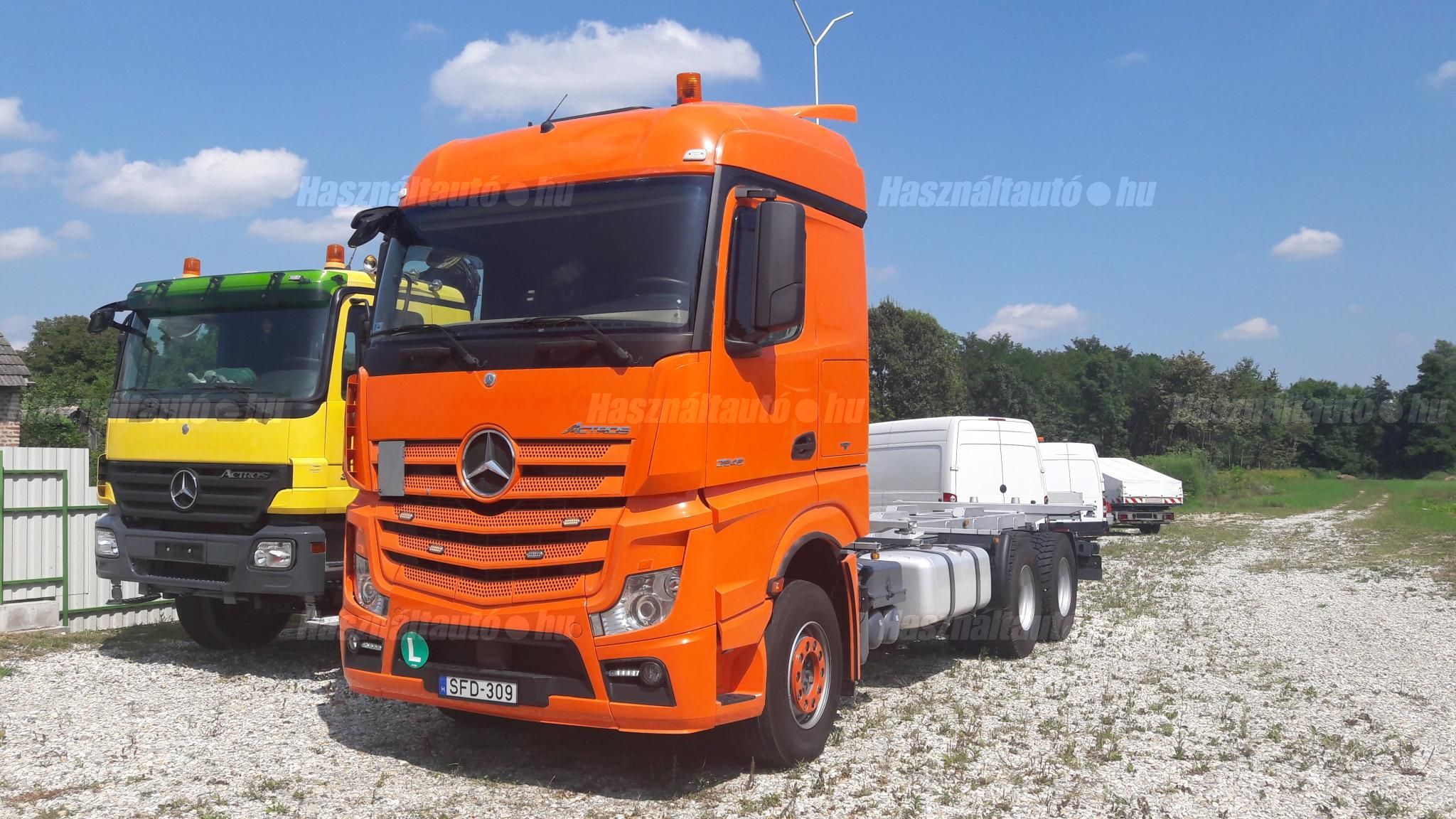 MERCEDES-BENZ 2014/12 - 1