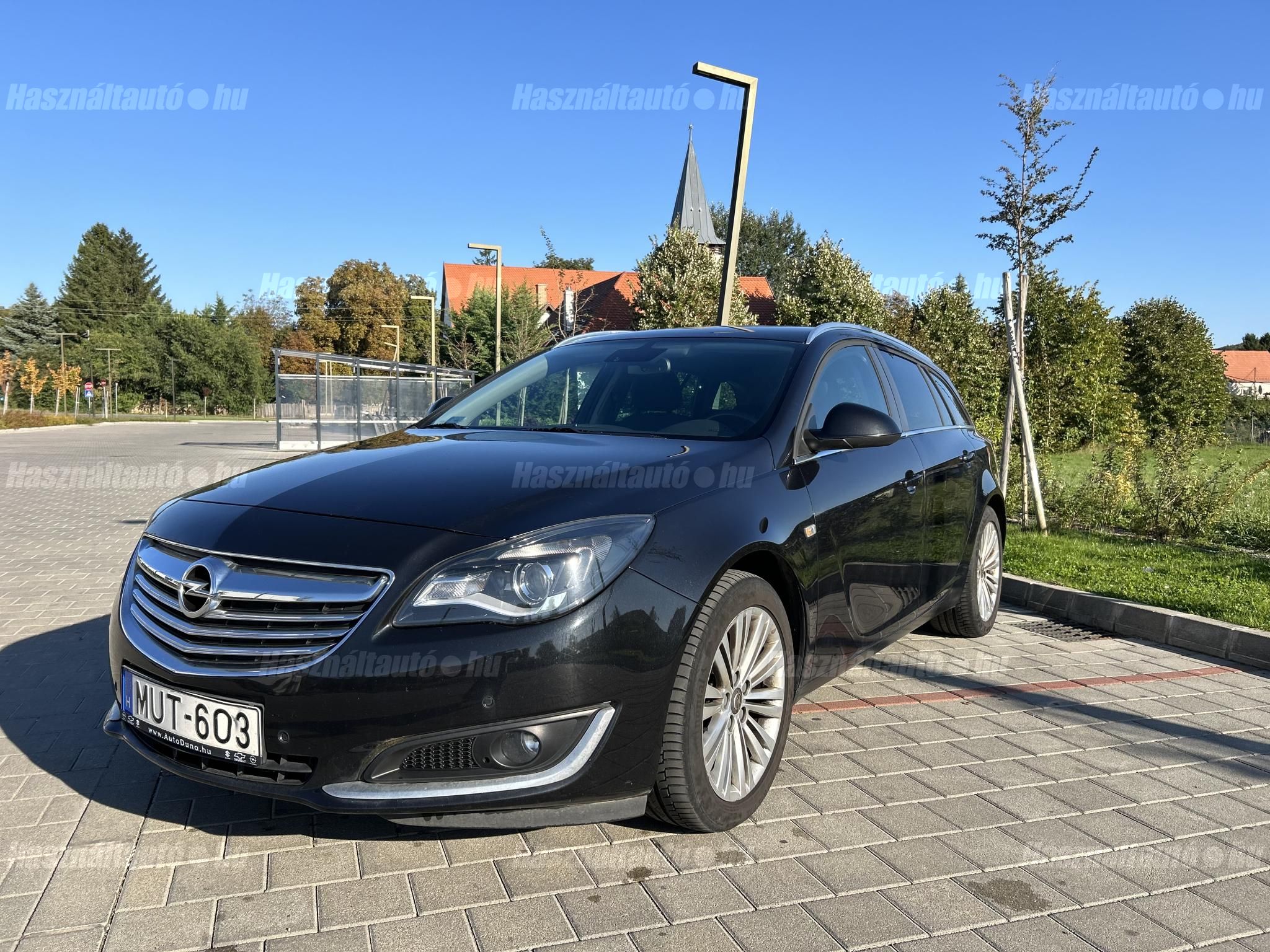 OPEL INSIGNIA 2014/6 - 1