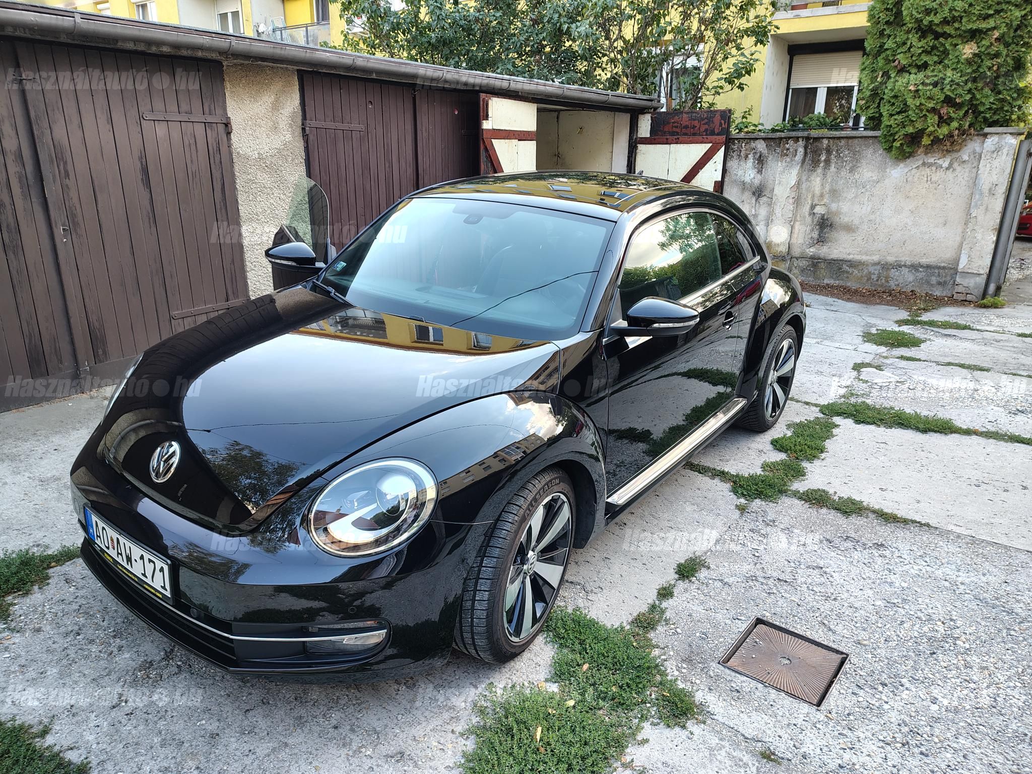 VOLKSWAGEN BEETLE 2014/9 - 1