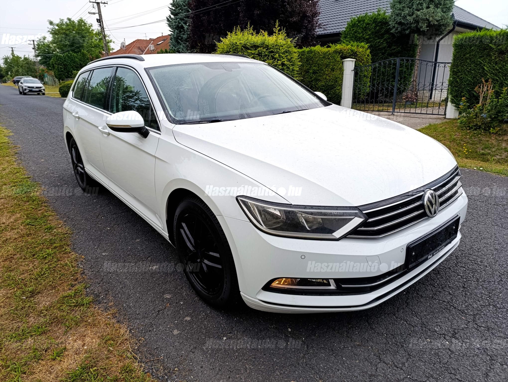 VOLKSWAGEN PASSAT VIII 2015/8 - 1