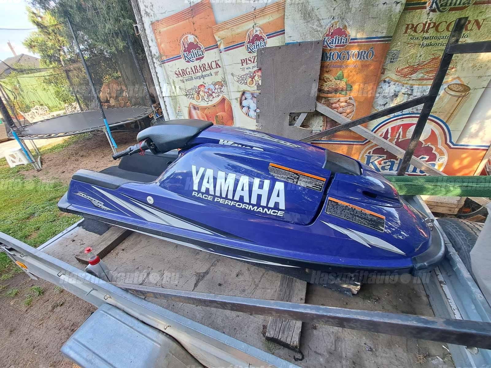 YAMAHA 2003 - 1