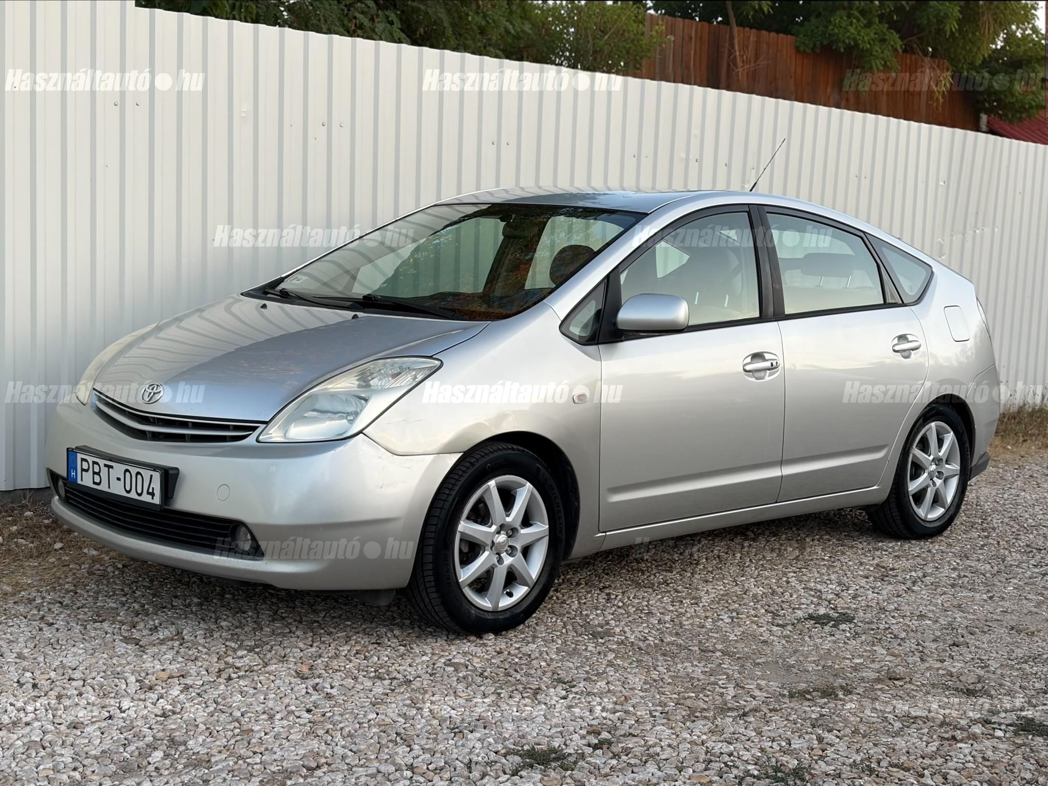 TOYOTA PRIUS 2005/7 - 1