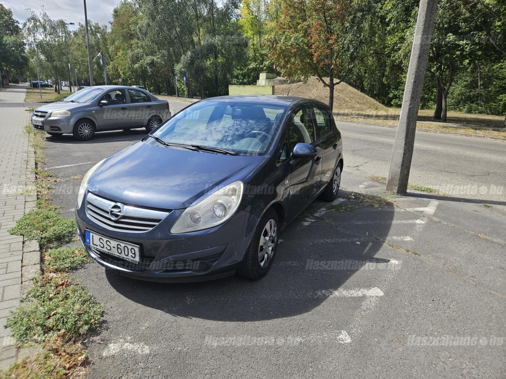 OPEL CORSA D 2010/7 - 1
