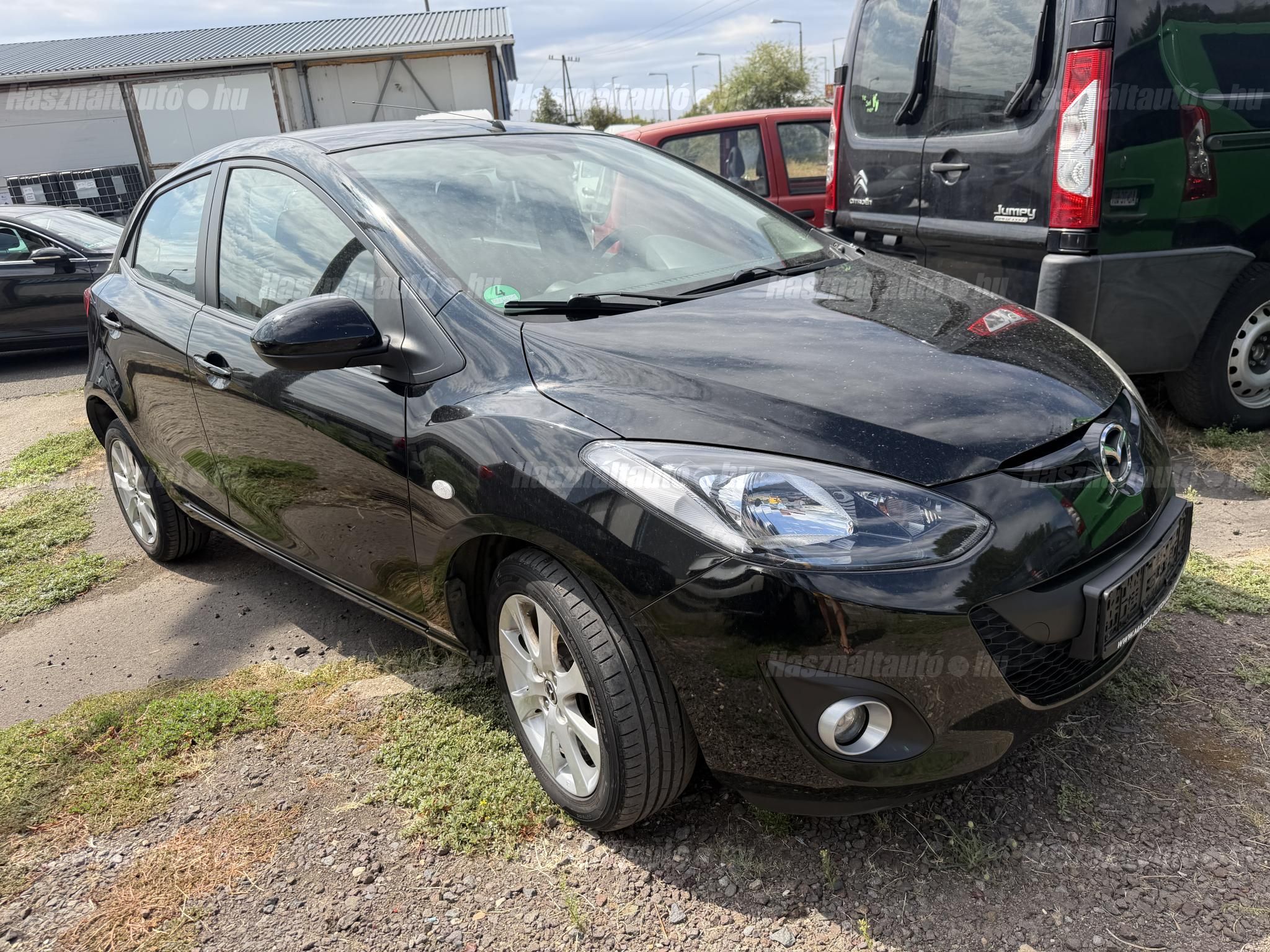 MAZDA 2 2013/4 - 1
