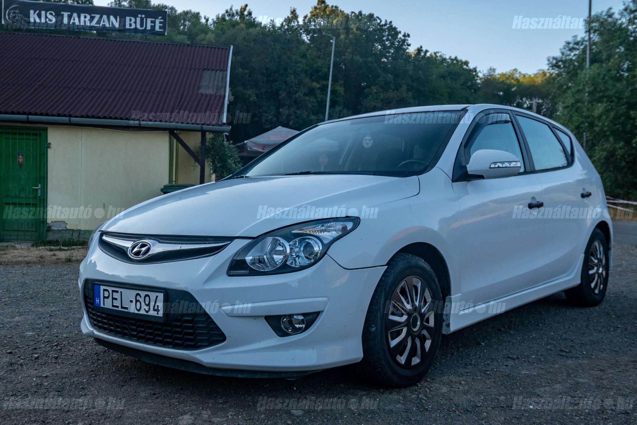 HYUNDAI I30 2011/7 - 1