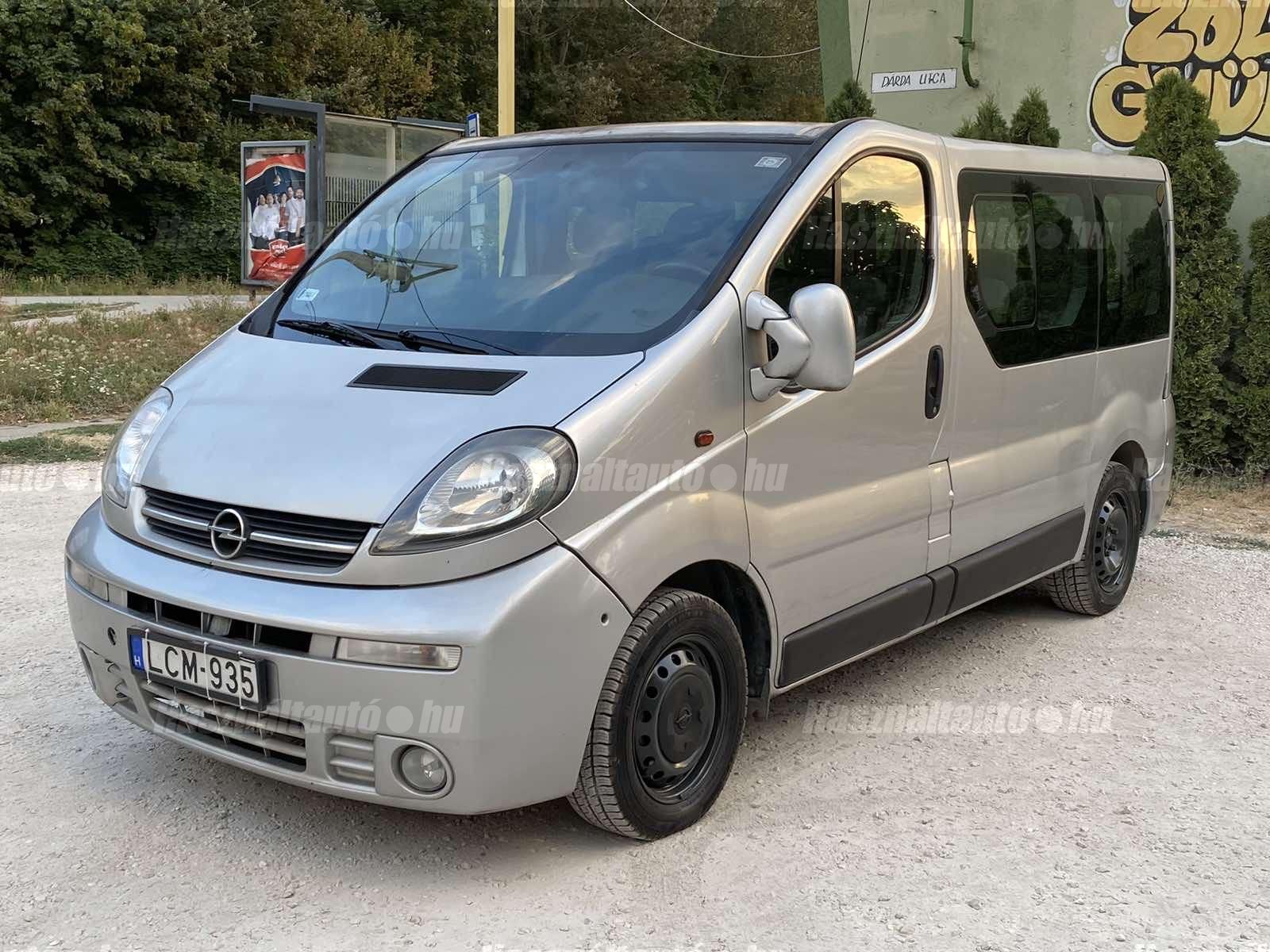 OPEL VIVARO 2003/3 - 1