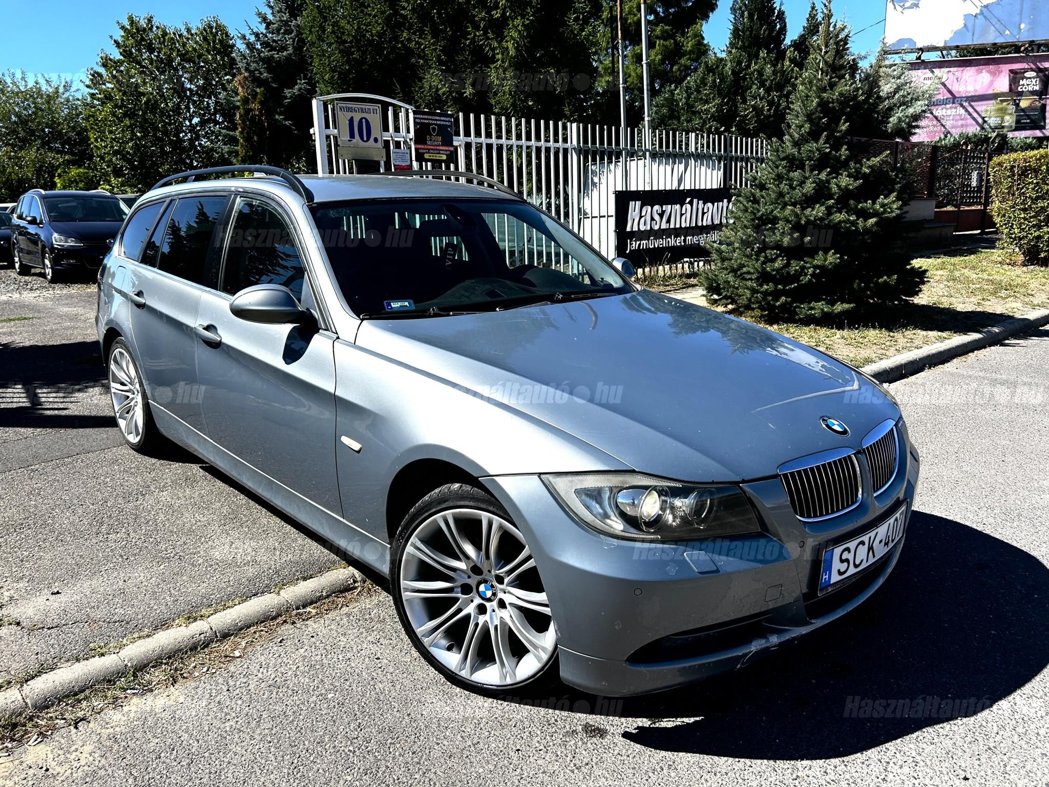 BMW 330 2006/9 - 1