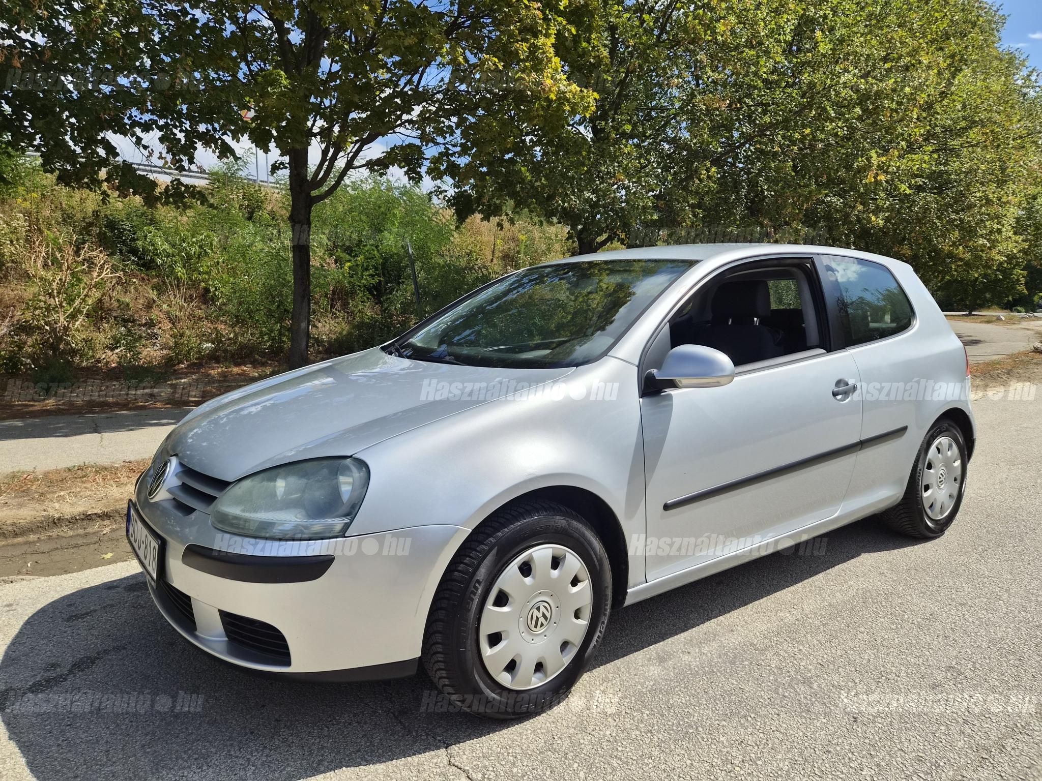 VOLKSWAGEN GOLF V 2004/4 - 1