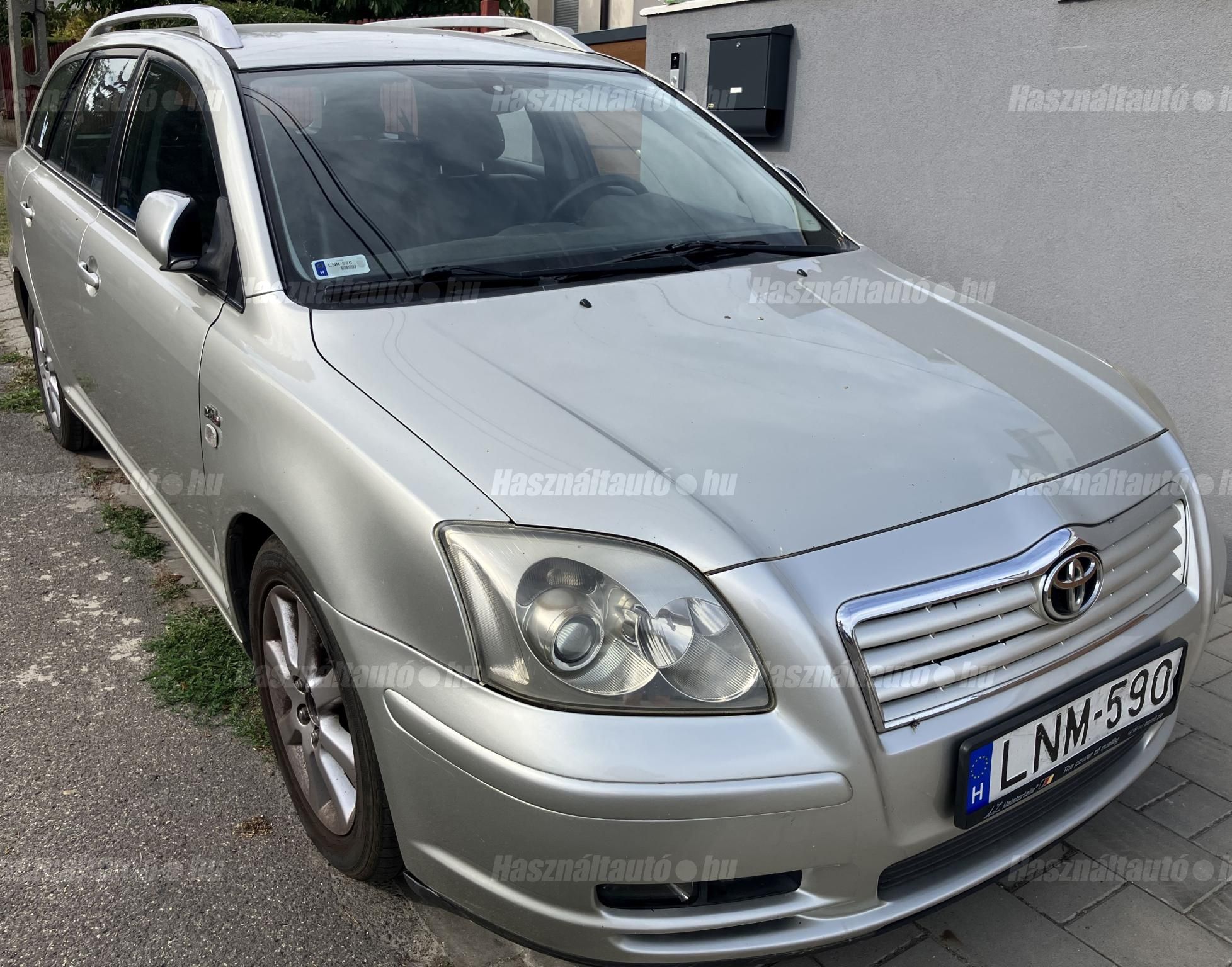TOYOTA AVENSIS 2004/1 - 1