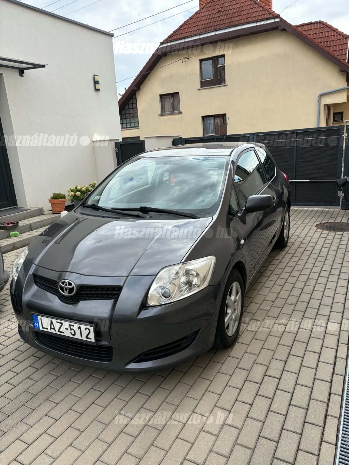 TOYOTA AURIS 2007 - 1