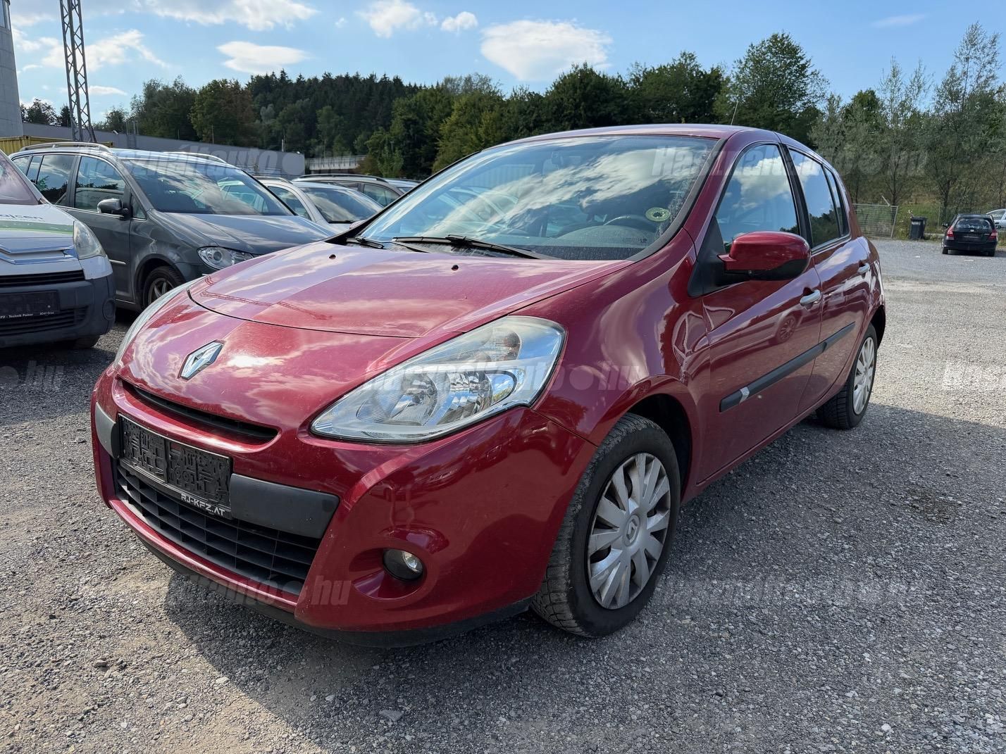 RENAULT CLIO 2011/9 - 1