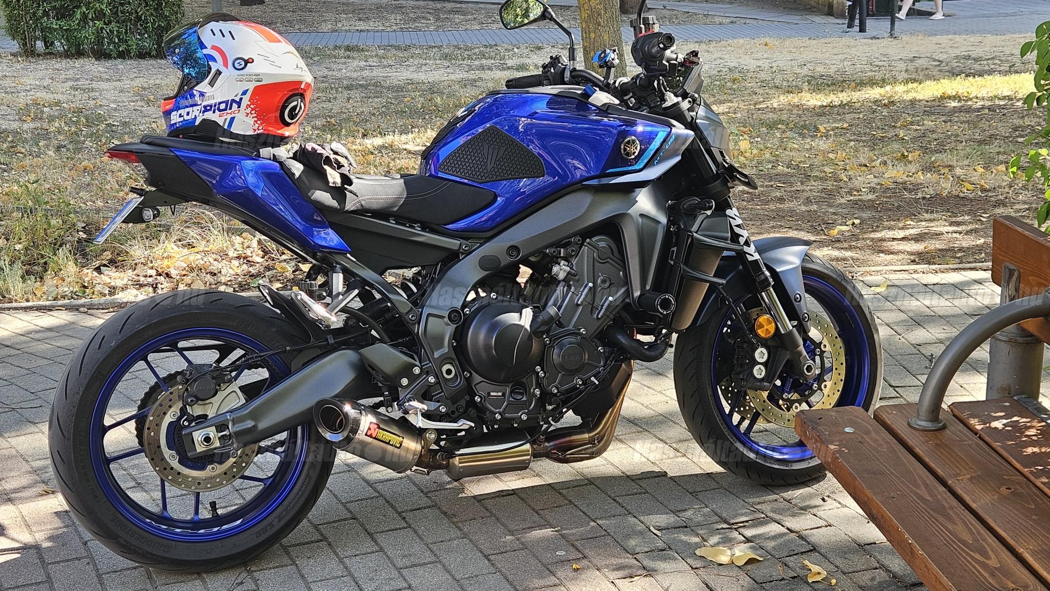 YAMAHA MT-09 2024/6 - 1