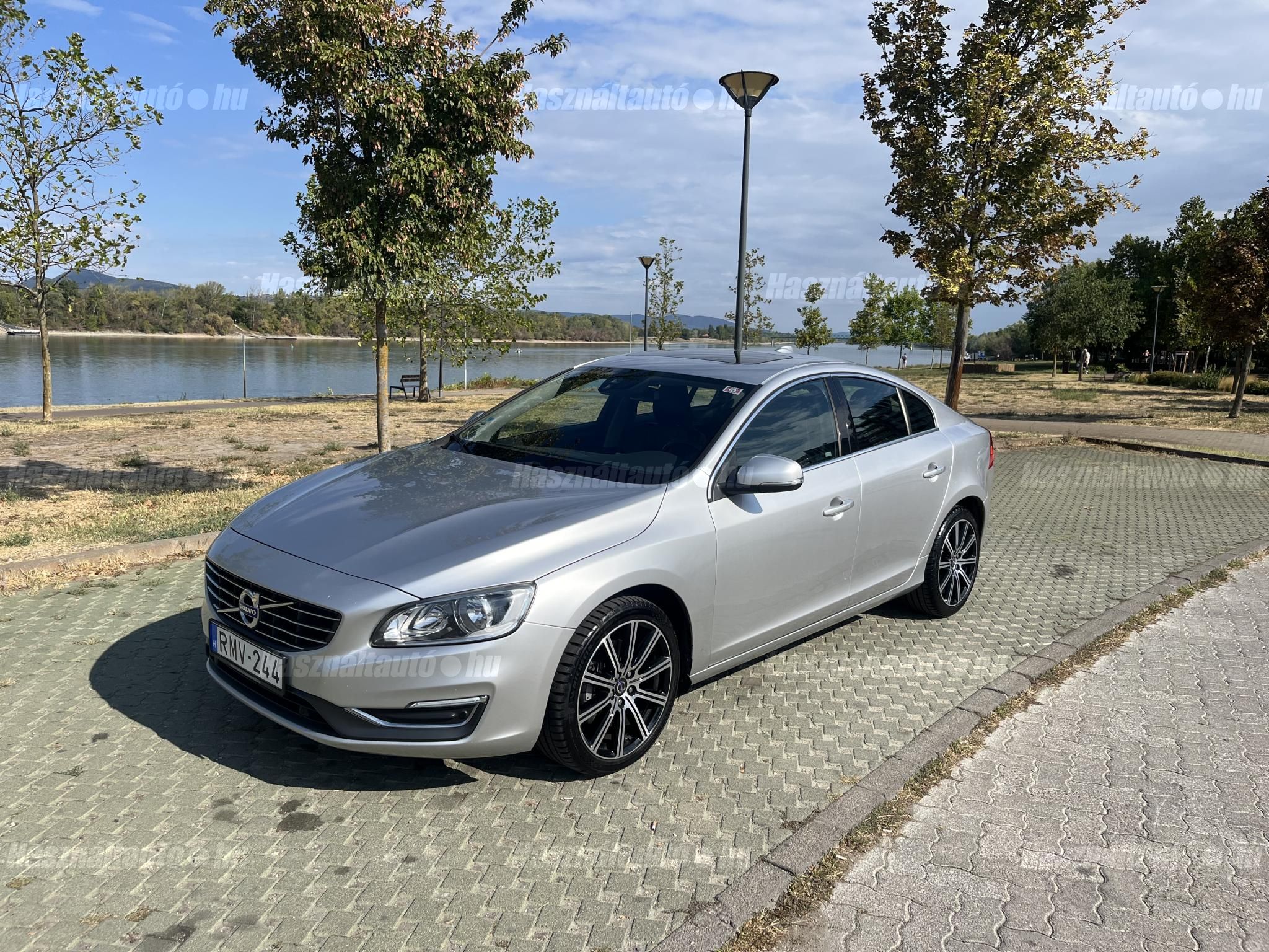 VOLVO S60 2014/7 - 1