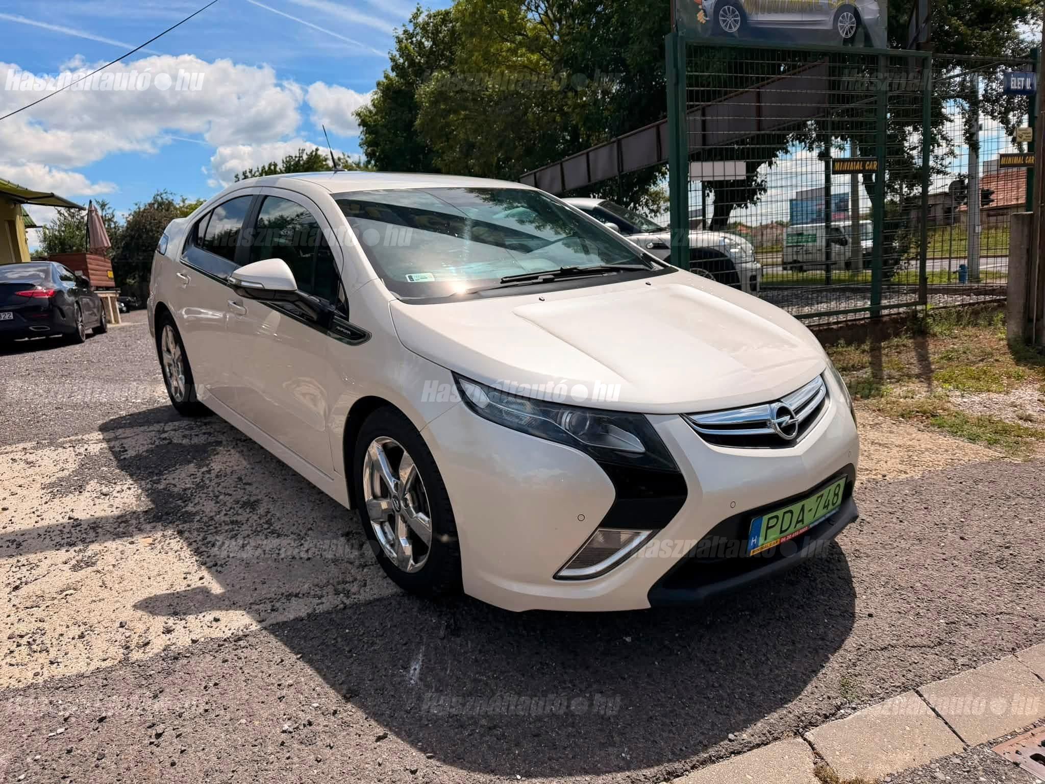 OPEL AMPERA 2012 - 1