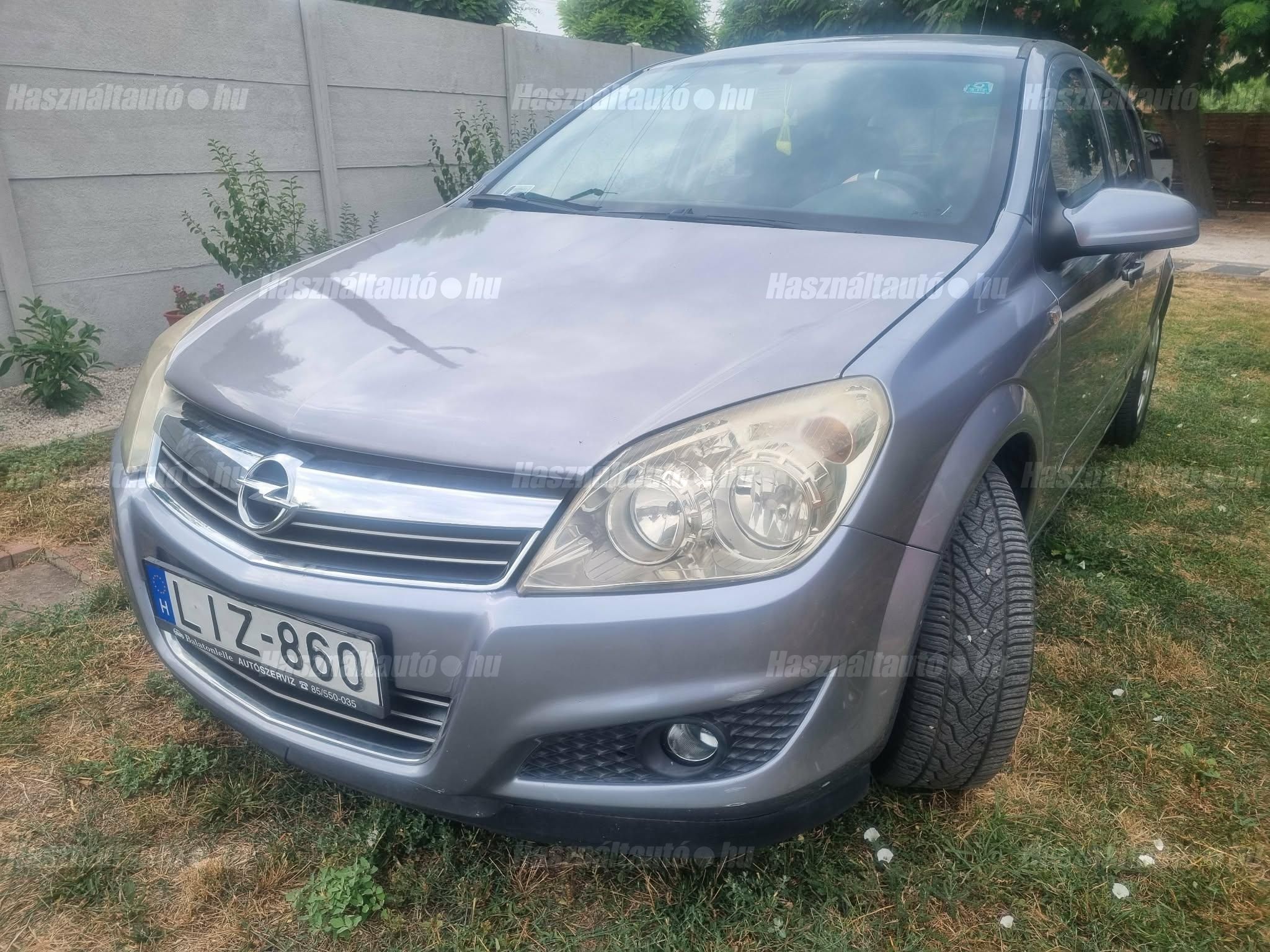 OPEL ASTRA H 2009/7 - 1