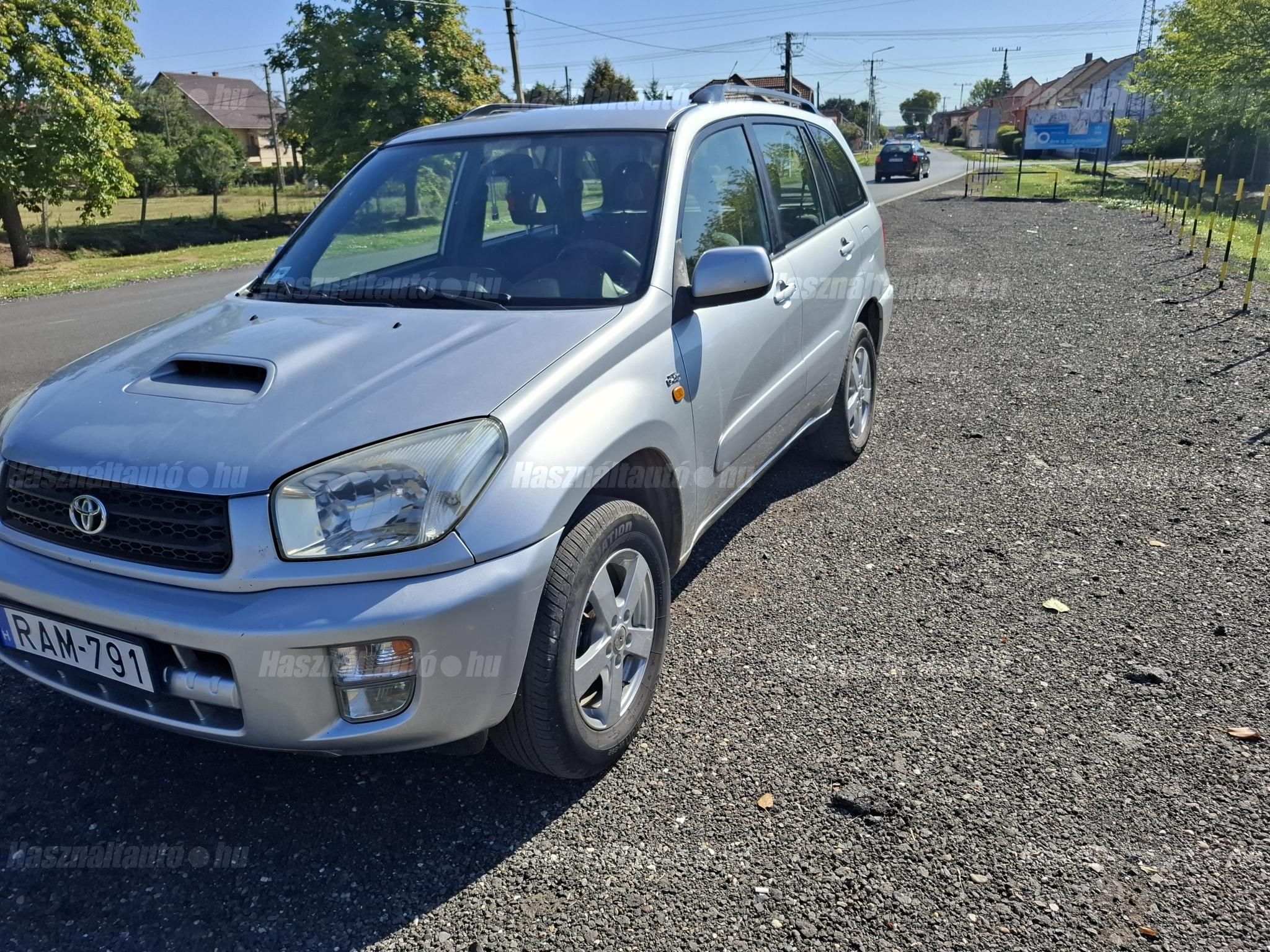 TOYOTA RAV 4 2003/8 - 1