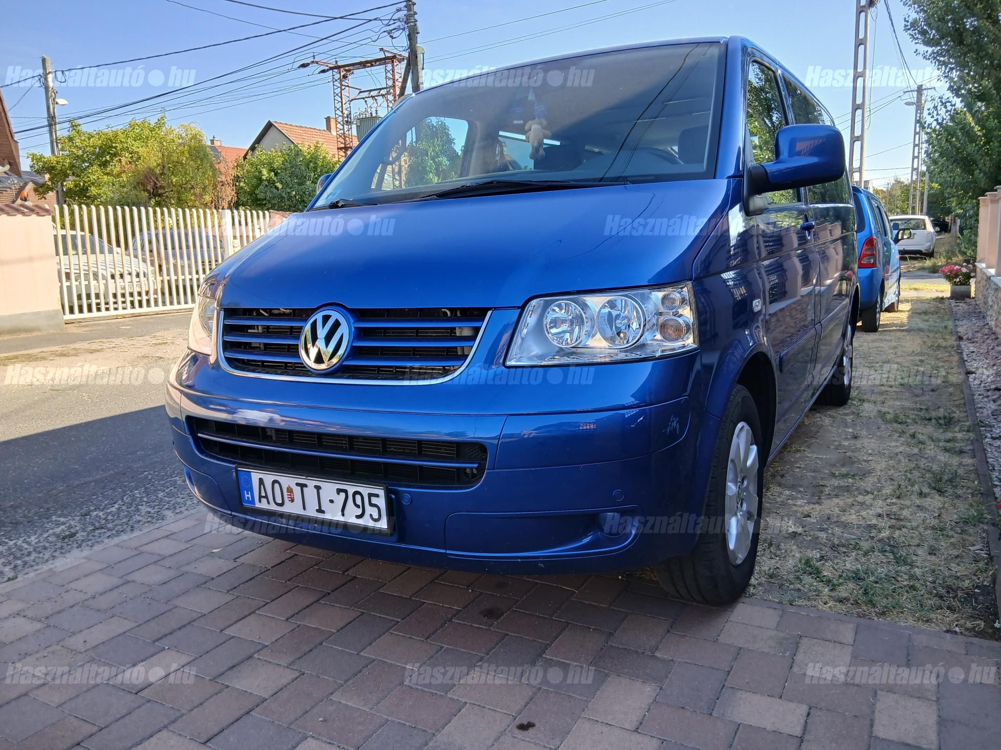 VOLKSWAGEN MULTIVAN 2007/8 - 1