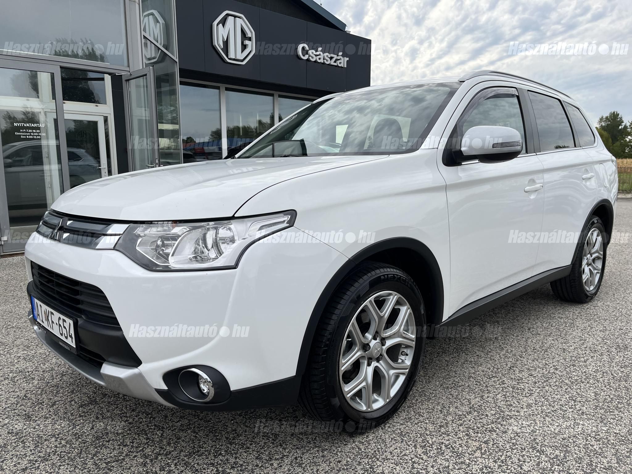 MITSUBISHI OUTLANDER 2015/7 - 1