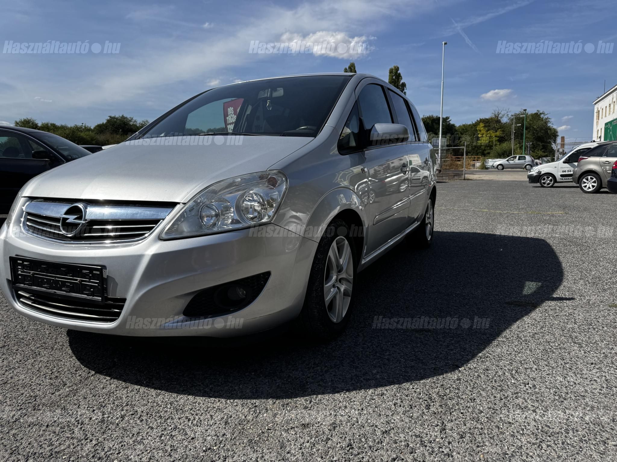 OPEL ZAFIRA 2009/7 - 1